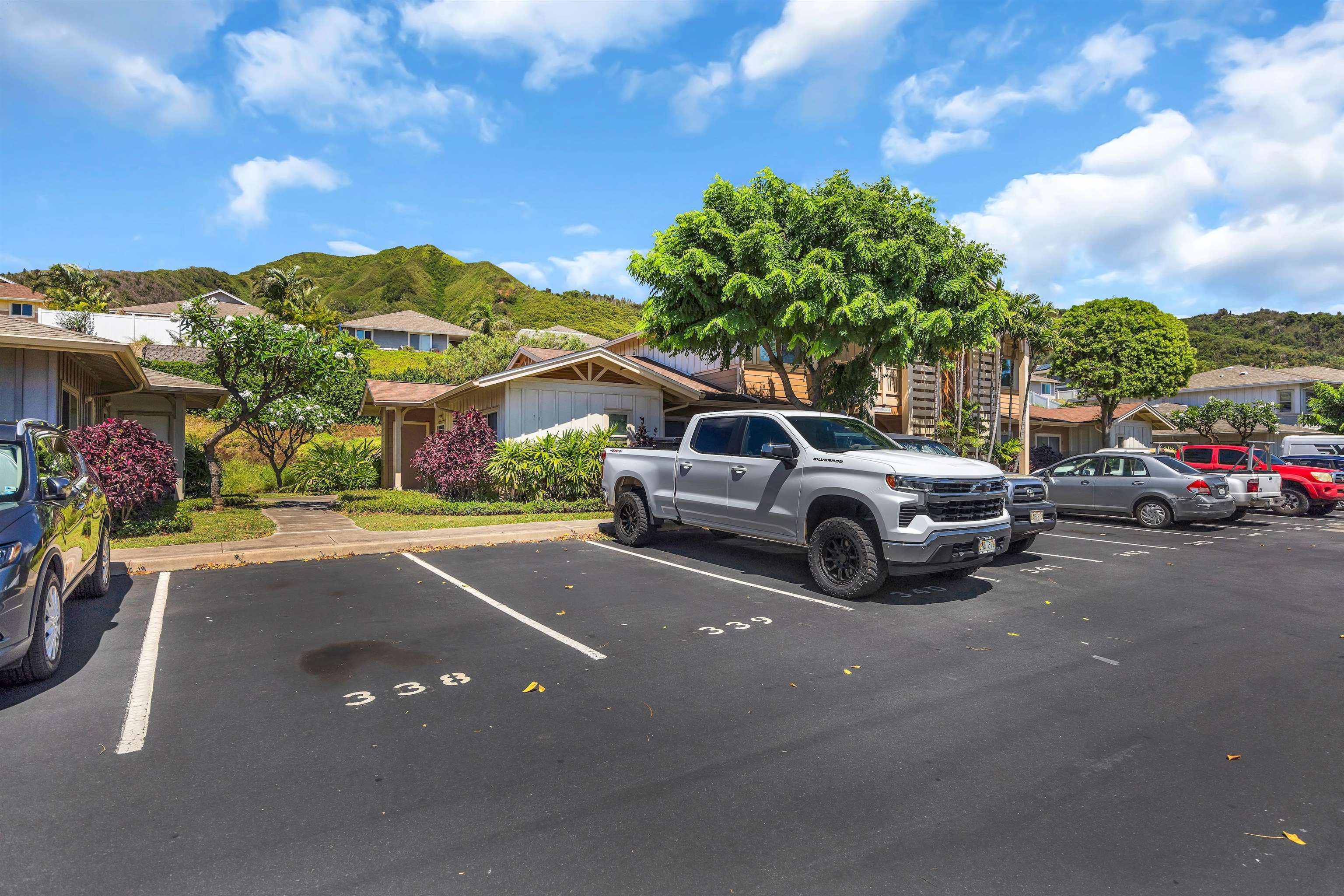 139 Hoowaiwai Loop Unit: 2602
