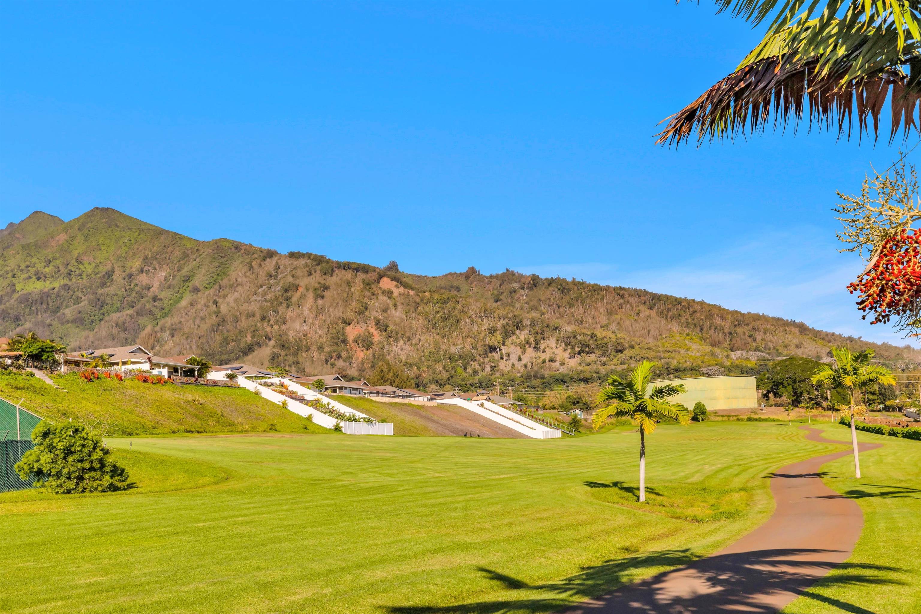 139 Hoowaiwai Loop Unit: 2602