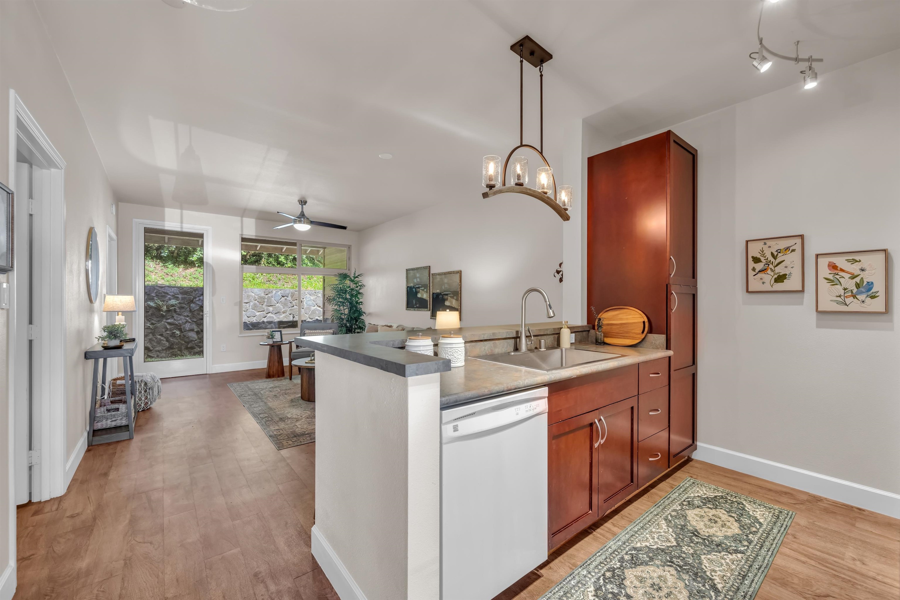 139 Hoowaiwai Loop Unit: 2602