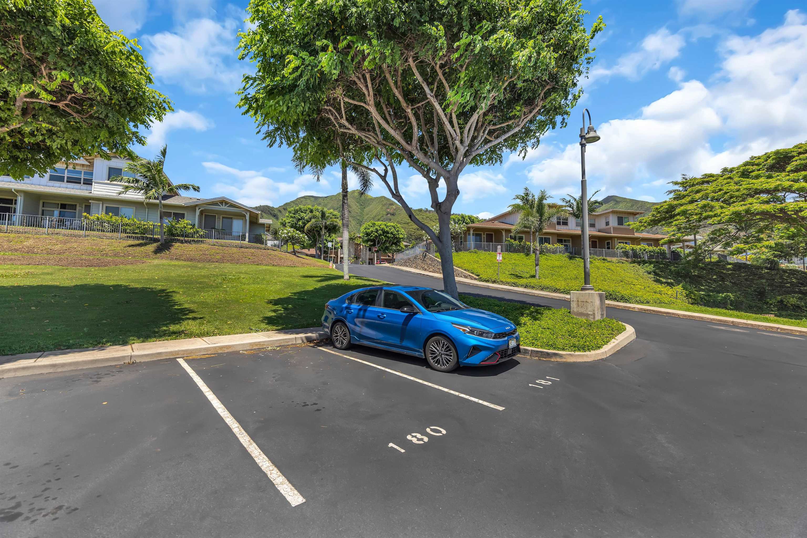 139 Hoowaiwai Loop Unit: 2602