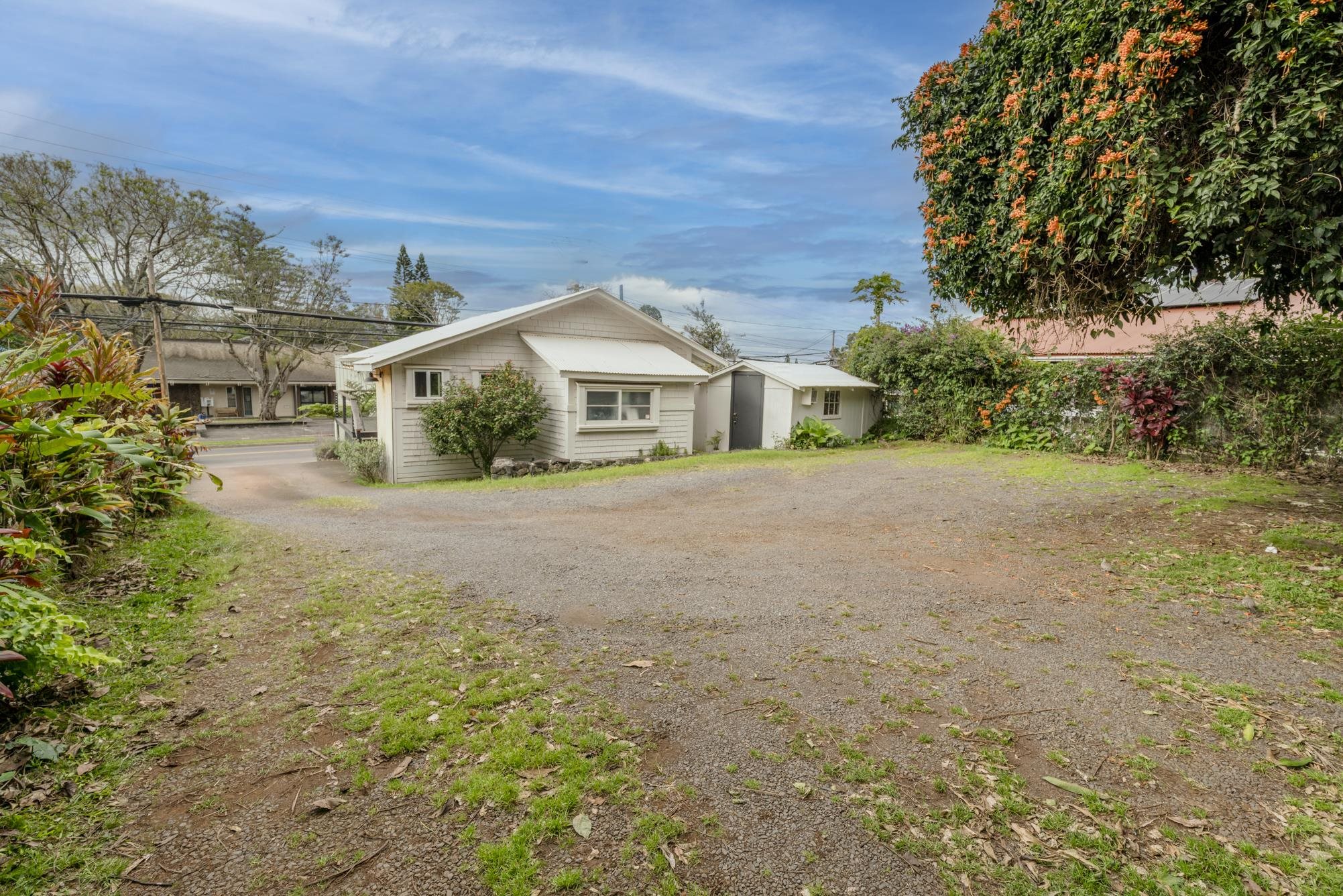 1160 Makawao Ave