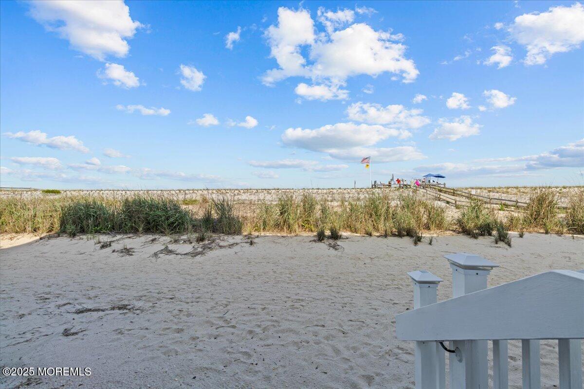 30 Dune Terrace