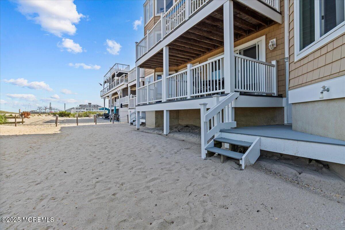 30 Dune Terrace