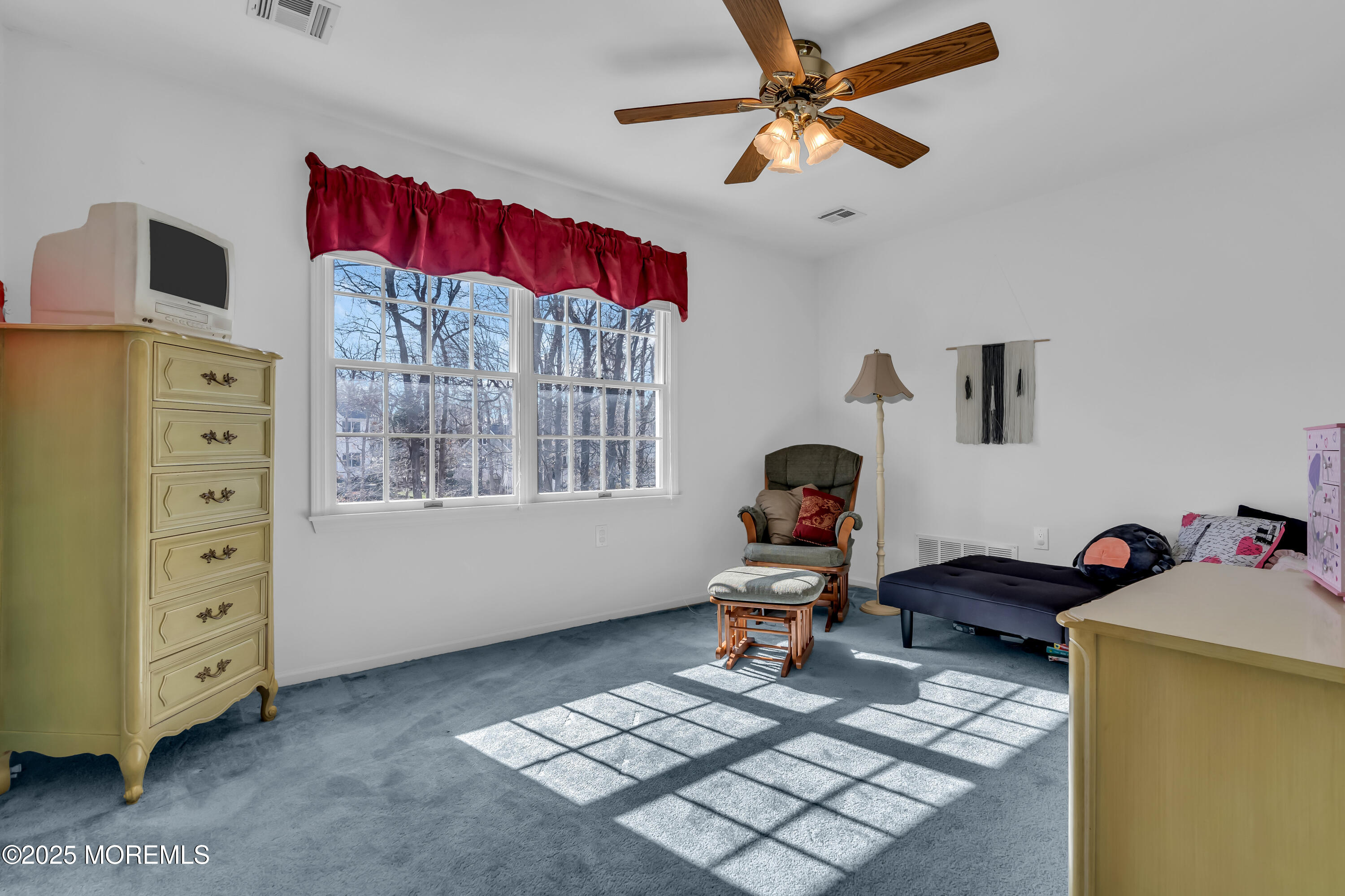 1413 Crabapple Drive