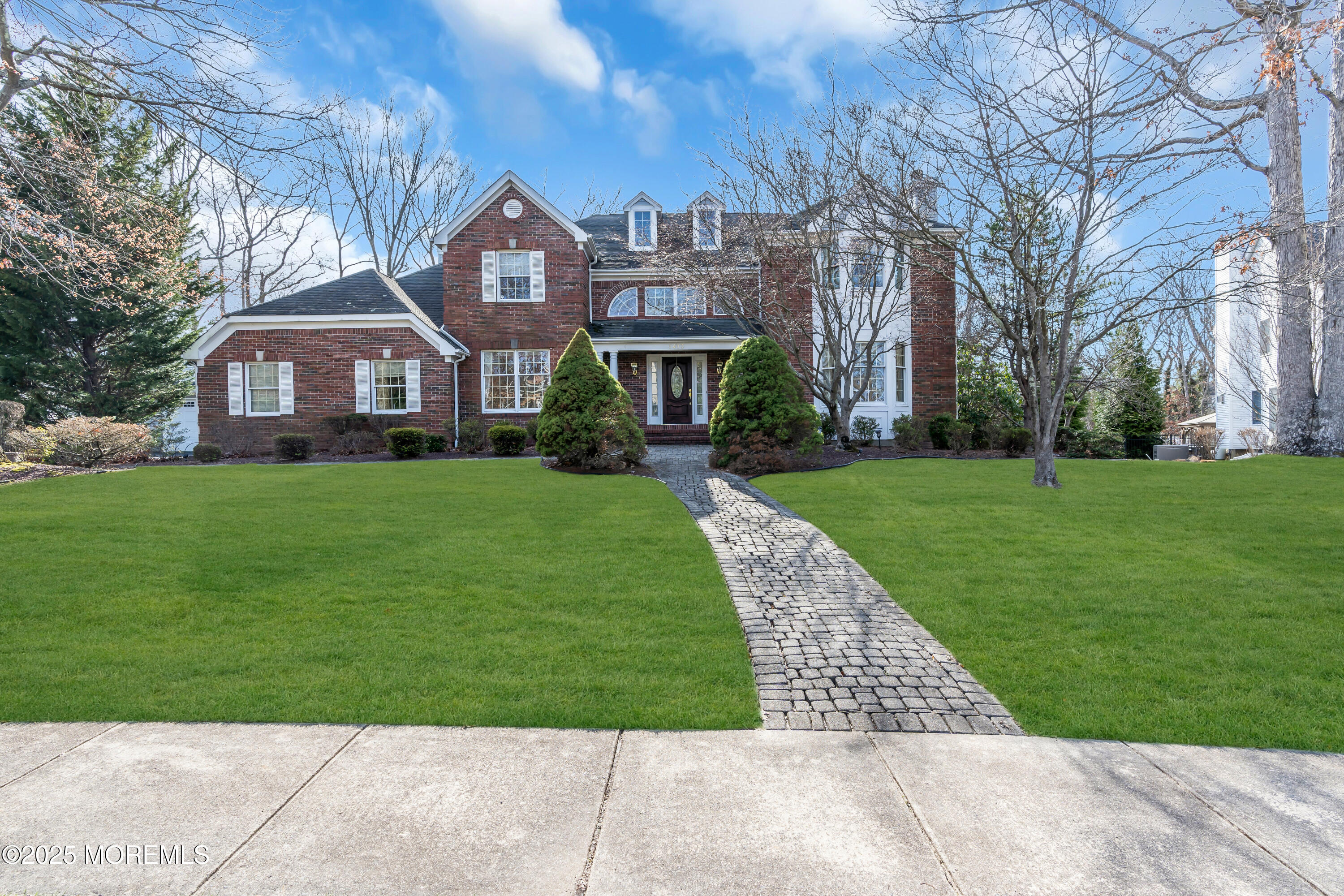 1413 Crabapple Drive
