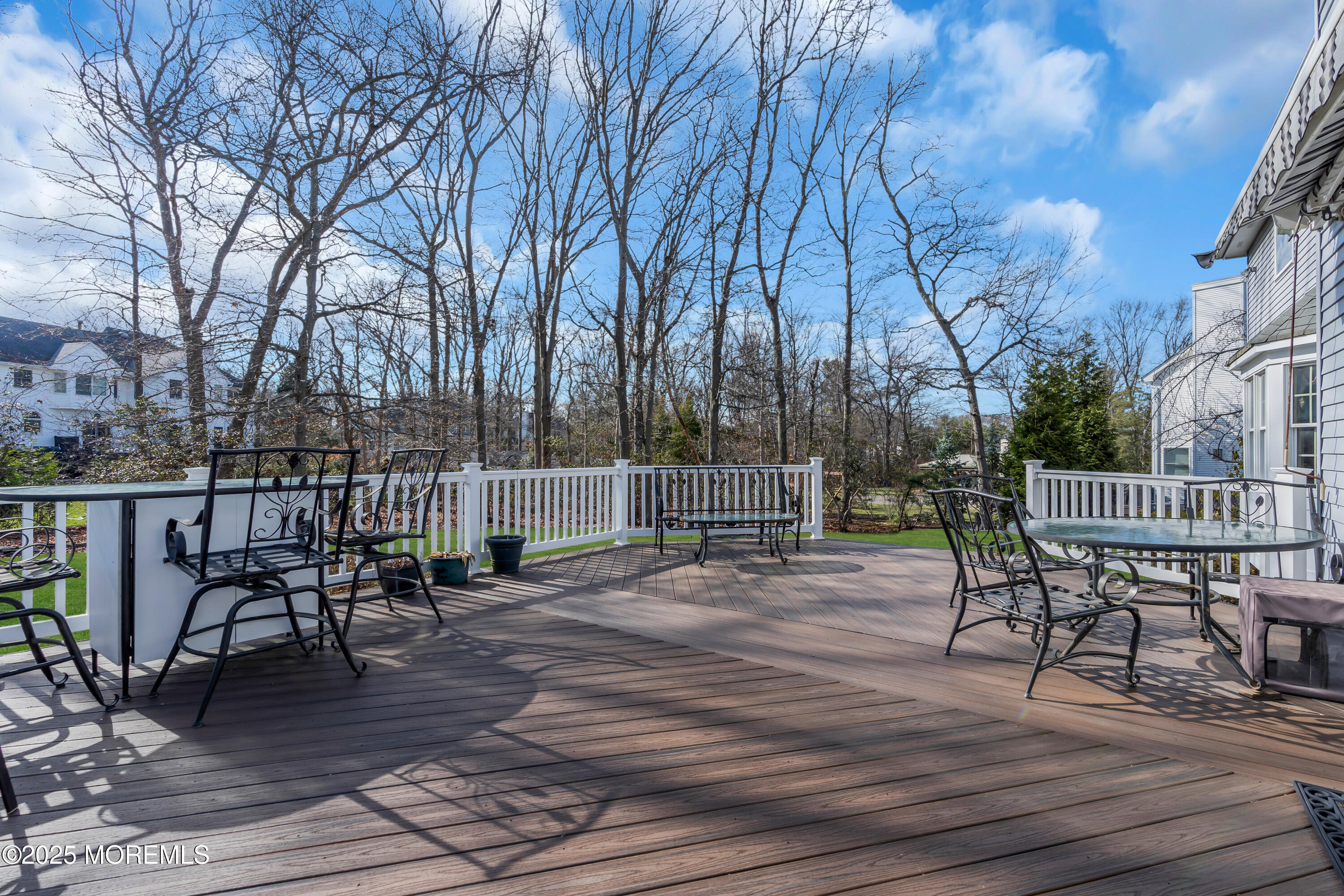 1413 Crabapple Drive