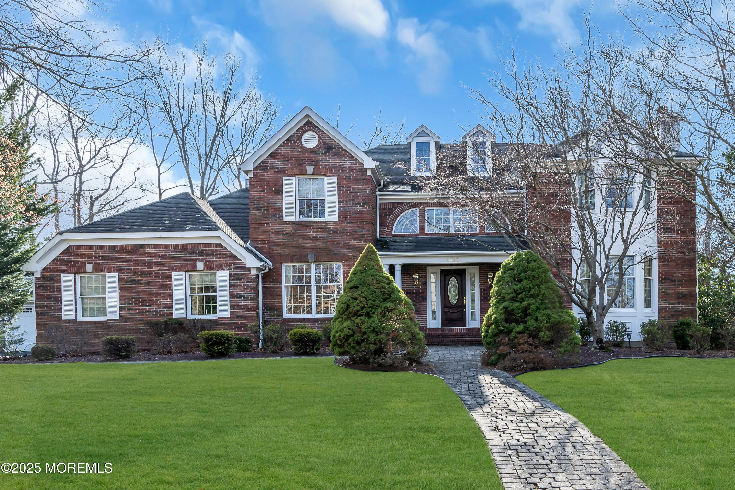 1413 Crabapple Drive