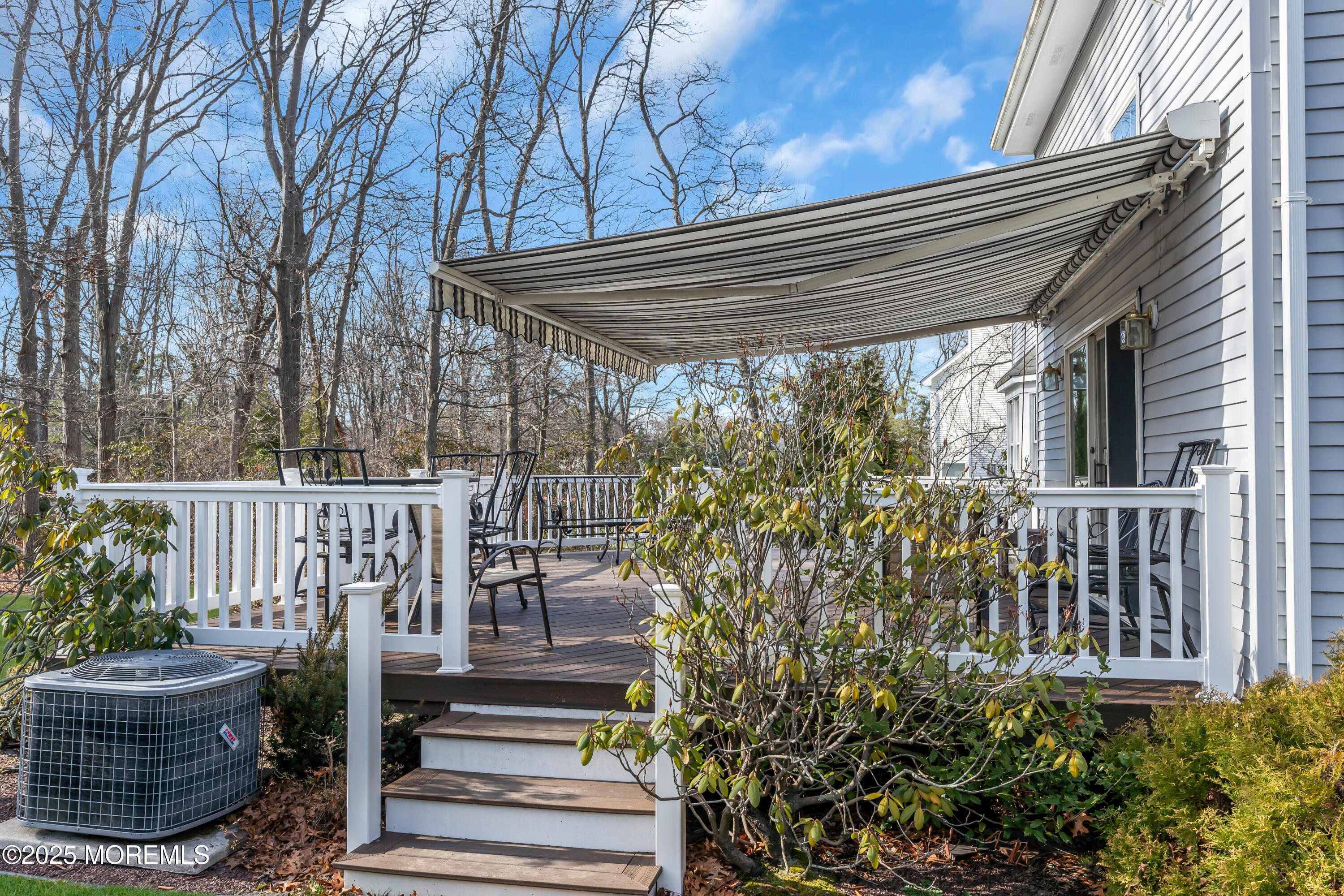 1413 Crabapple Drive