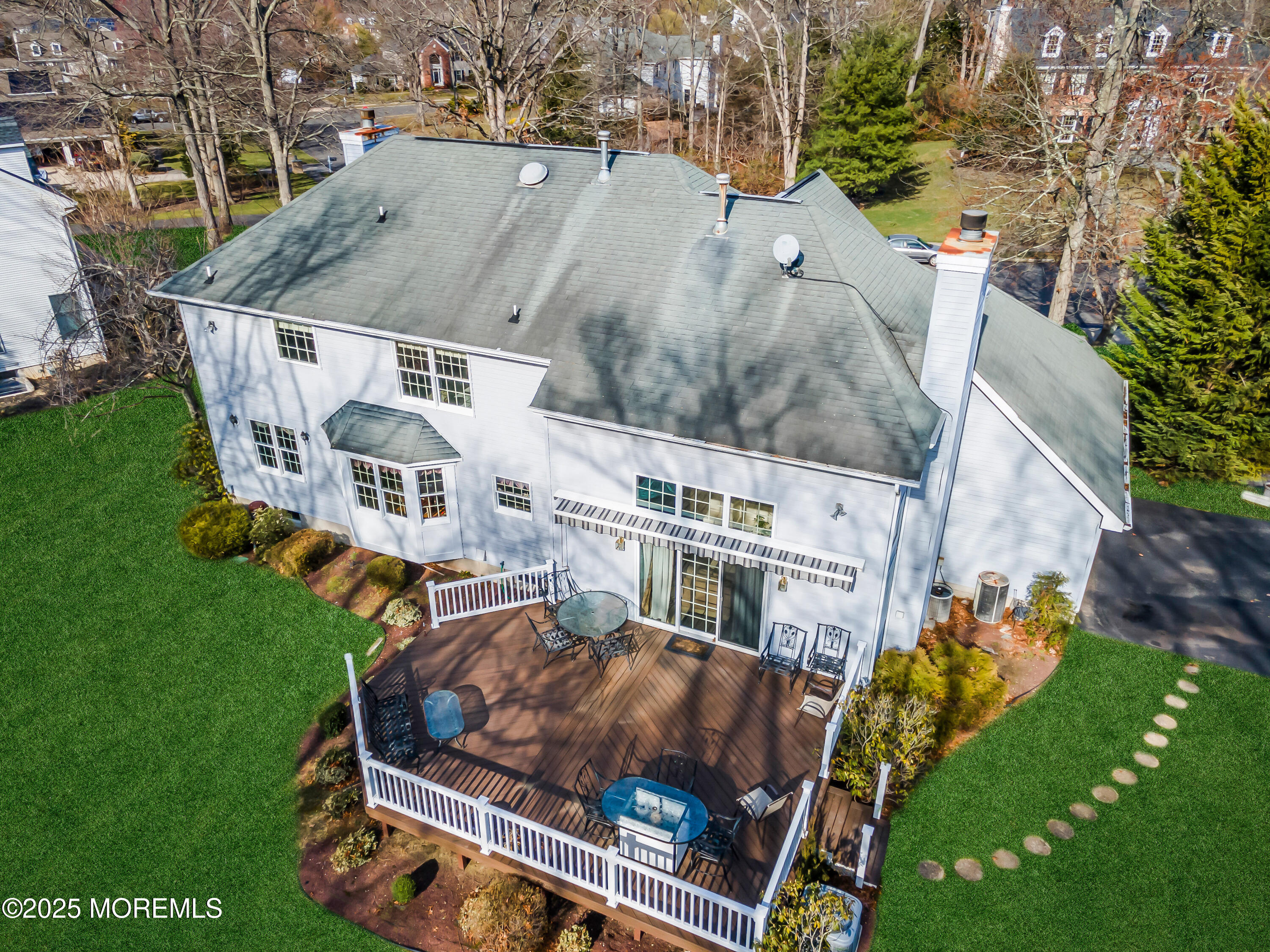 1413 Crabapple Drive