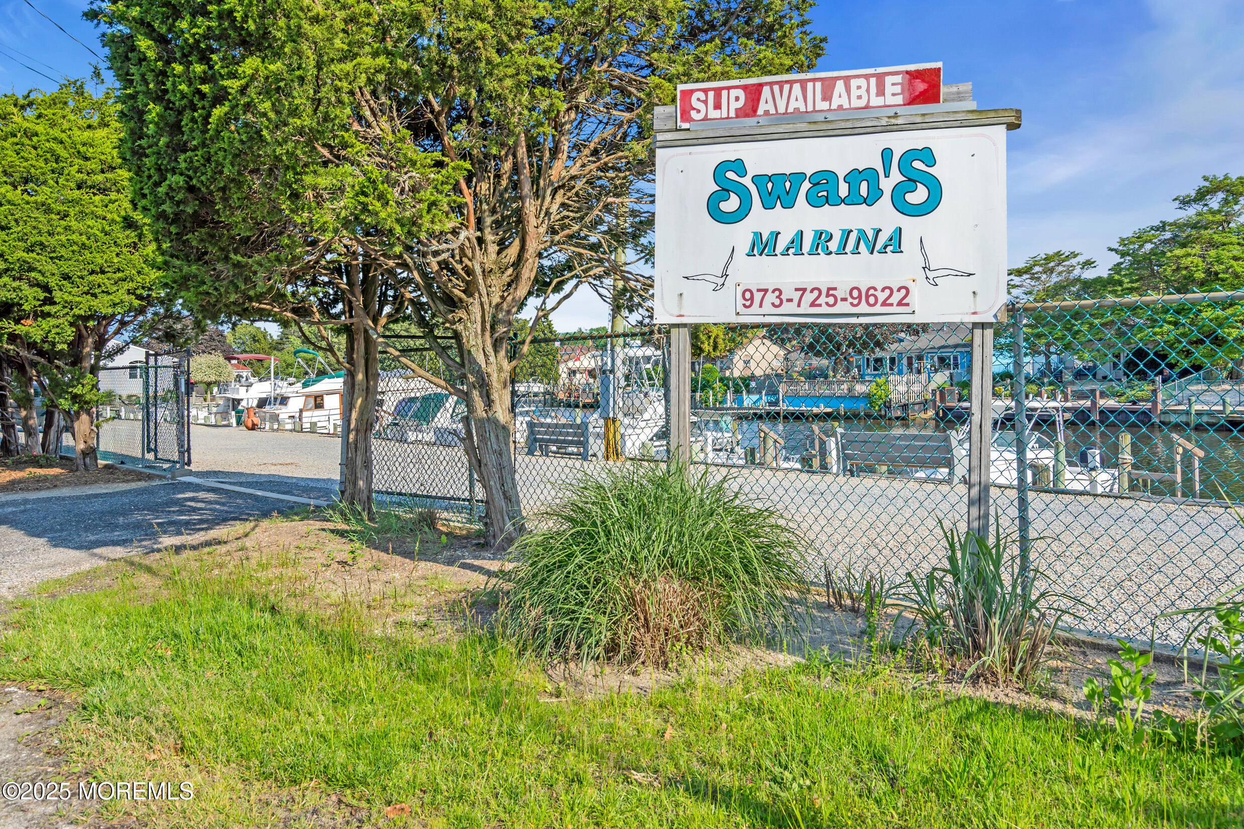 421 Laurel Boulevard