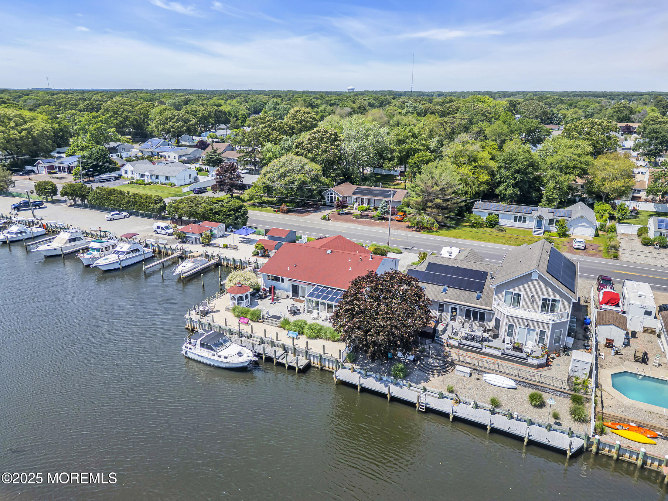 421 Laurel Boulevard