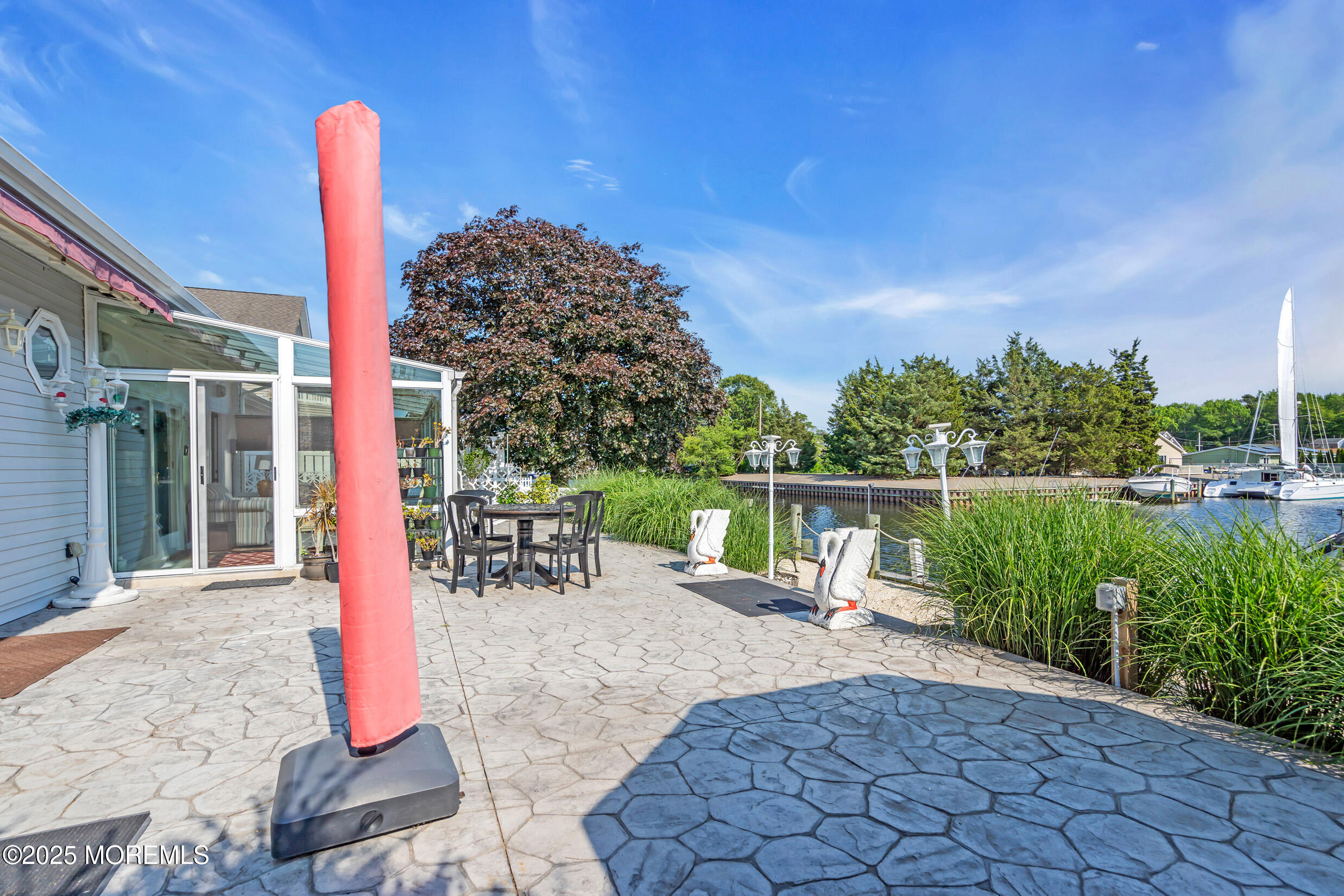 421 Laurel Boulevard