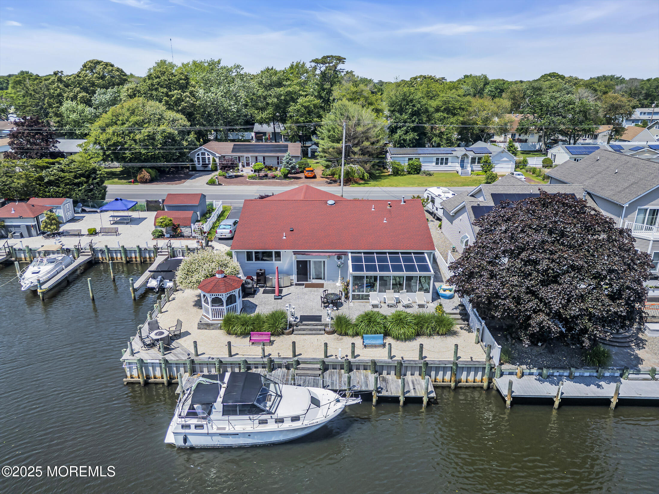 421 Laurel Boulevard