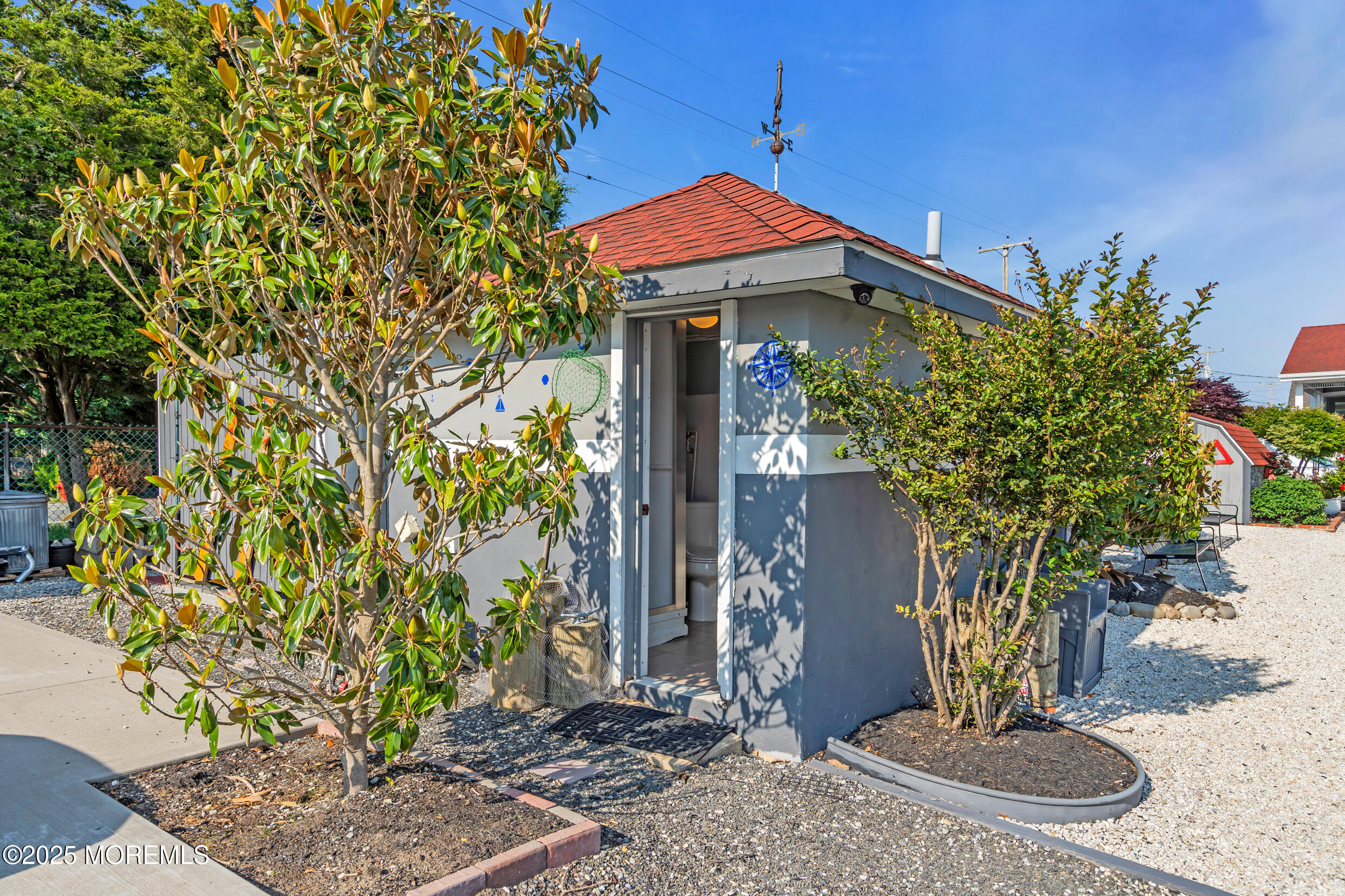 421 Laurel Boulevard