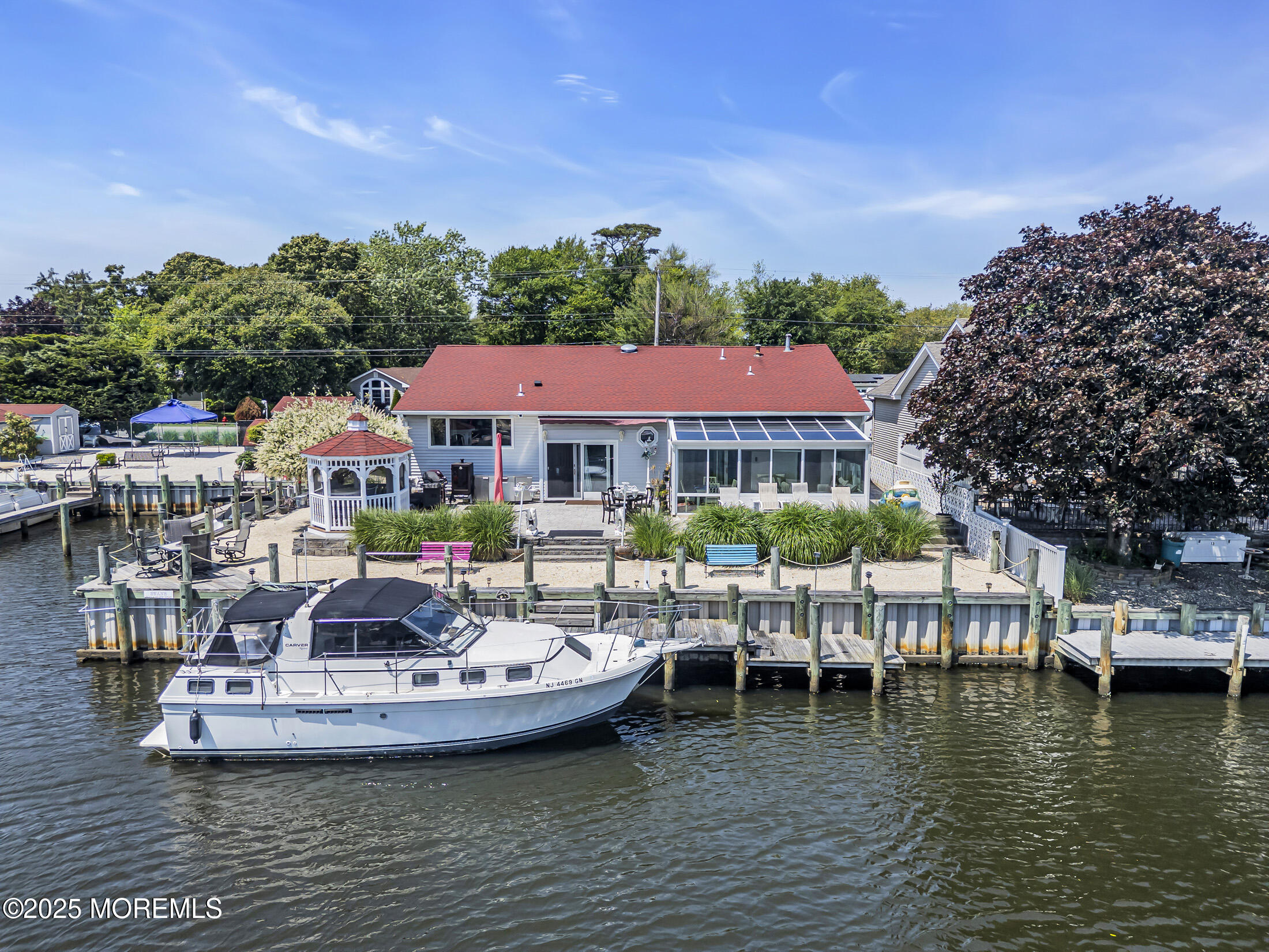 421 Laurel Boulevard