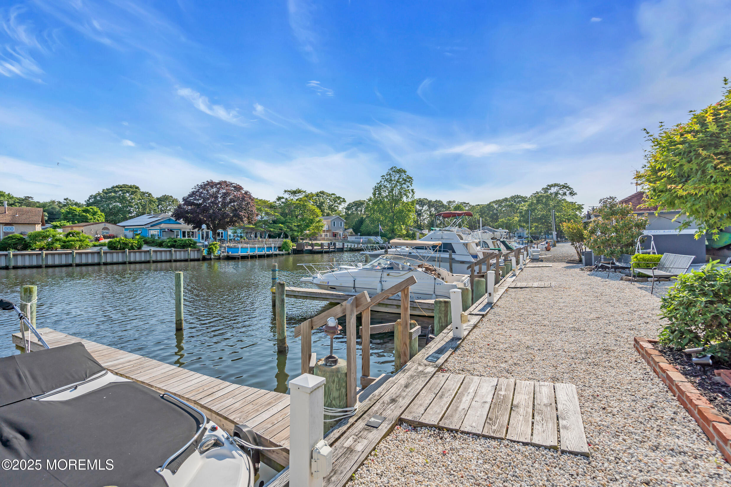 421 Laurel Boulevard