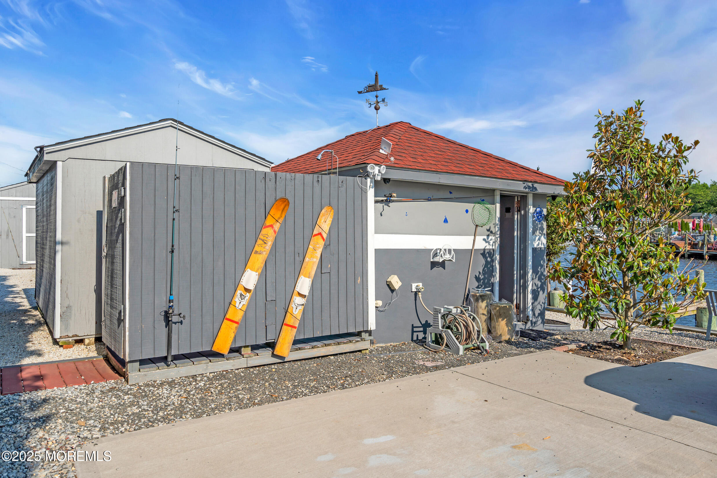 421 Laurel Boulevard