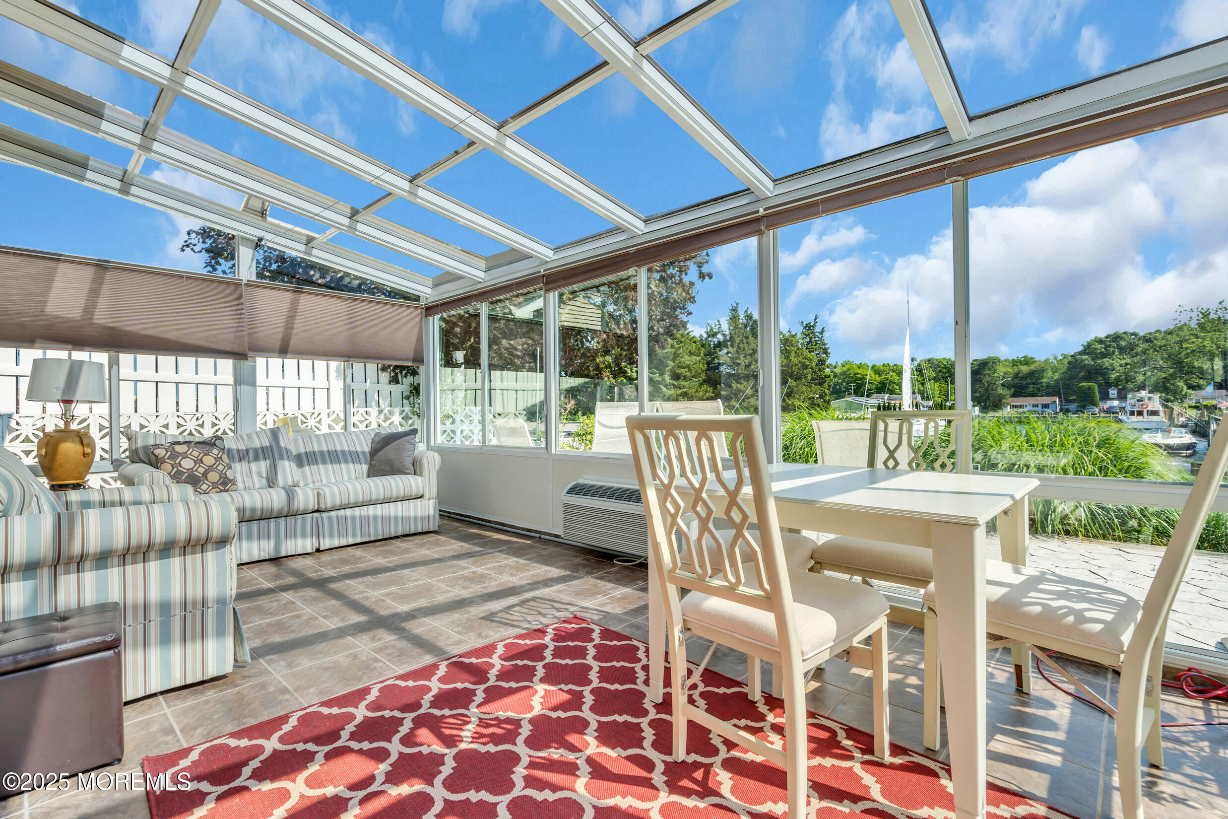 421 Laurel Boulevard