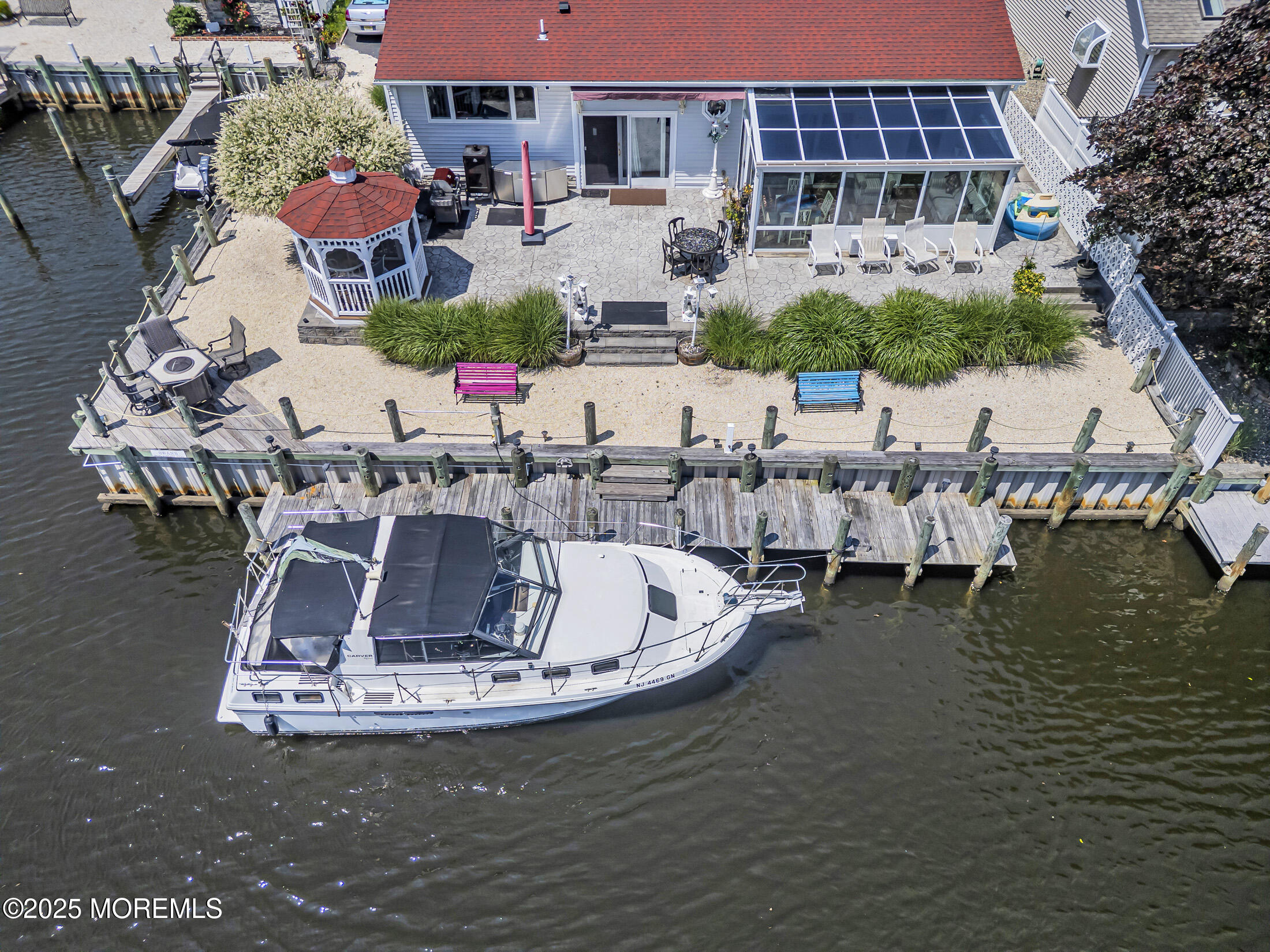 421 Laurel Boulevard