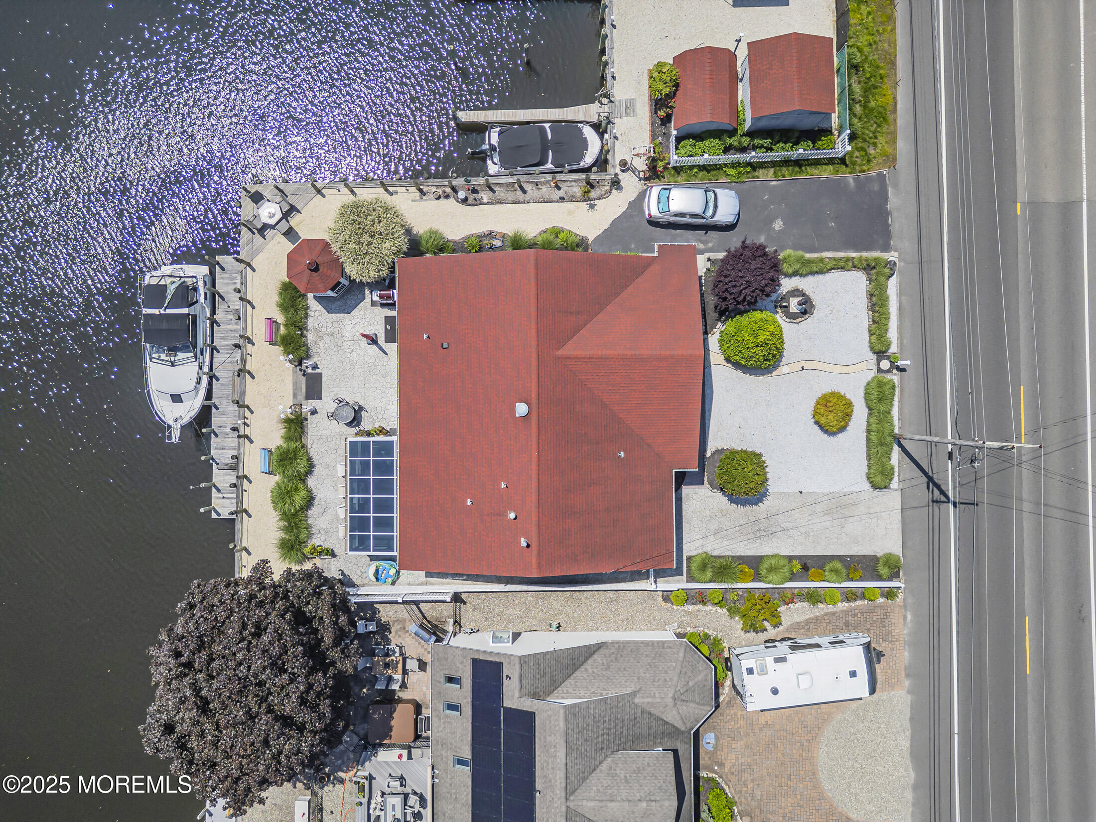 421 Laurel Boulevard