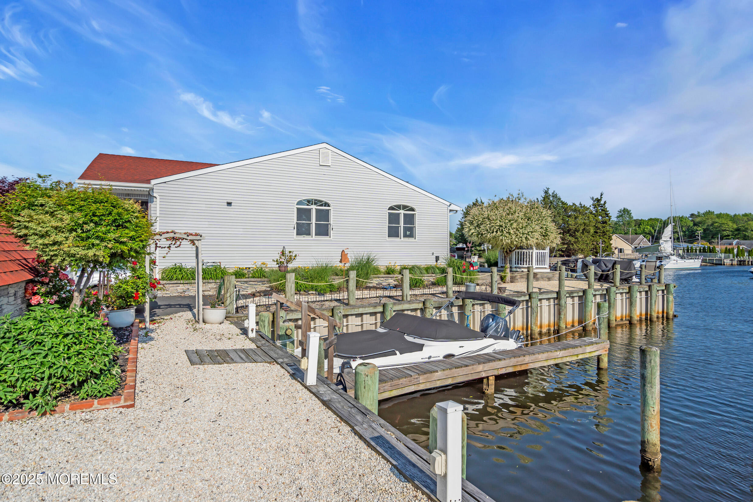 421 Laurel Boulevard