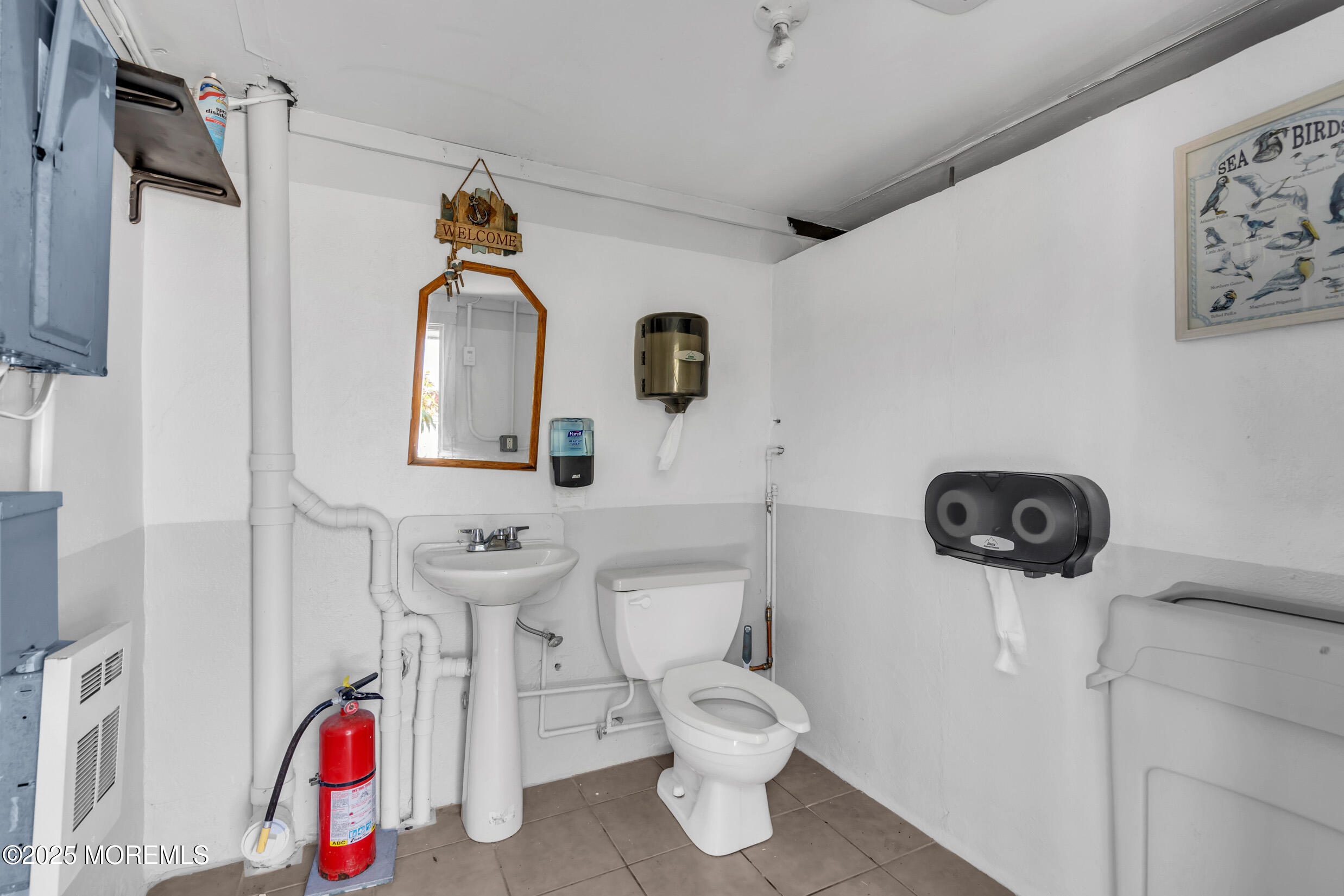 421 Laurel Boulevard