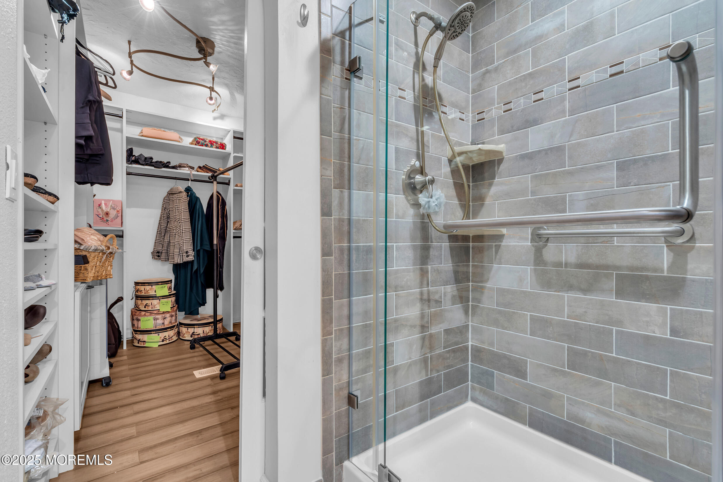 421 Laurel Boulevard