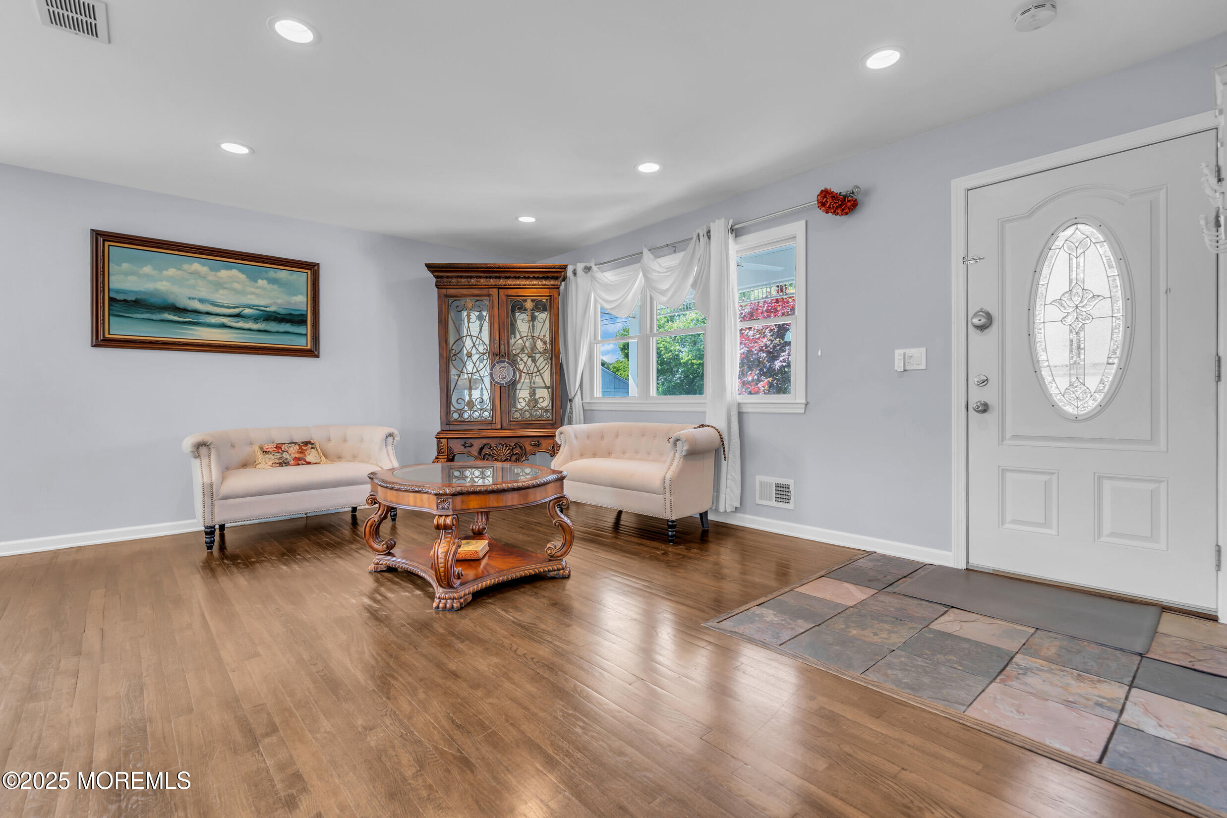 421 Laurel Boulevard