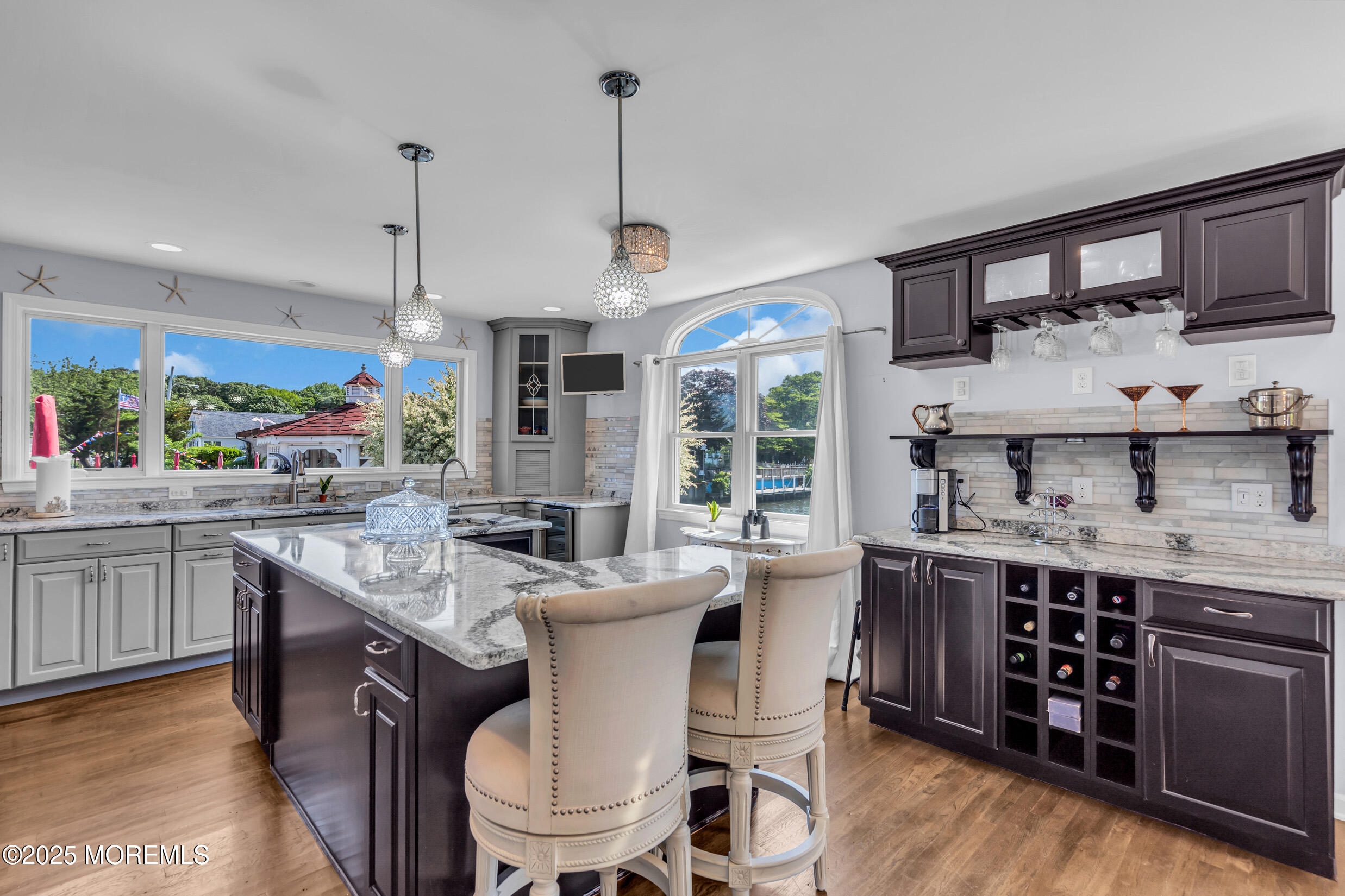 421 Laurel Boulevard