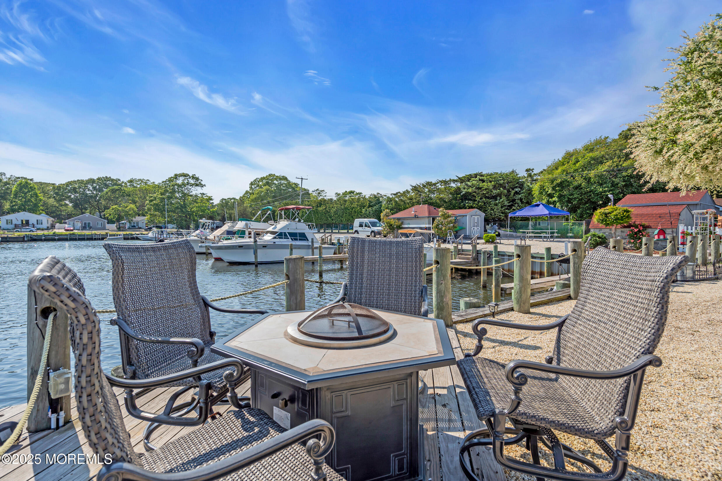 421 Laurel Boulevard