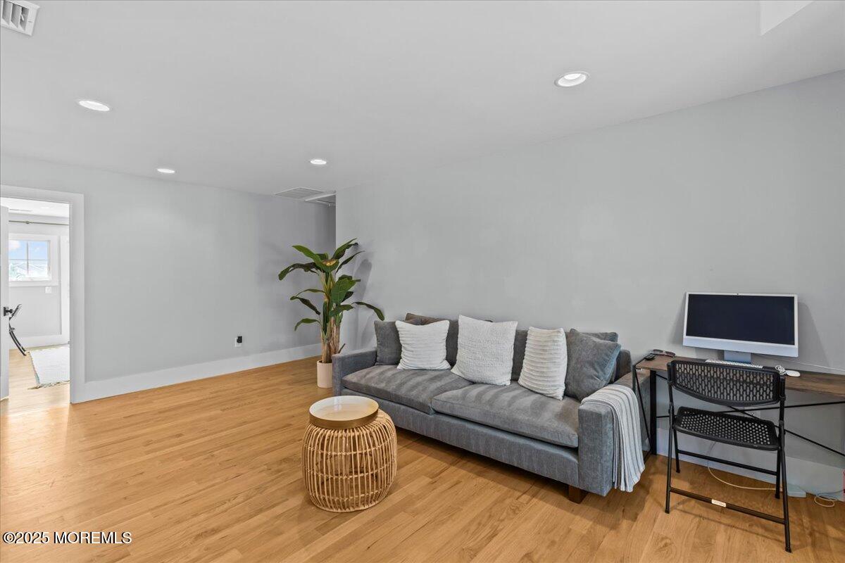 1730 Rue Mirador