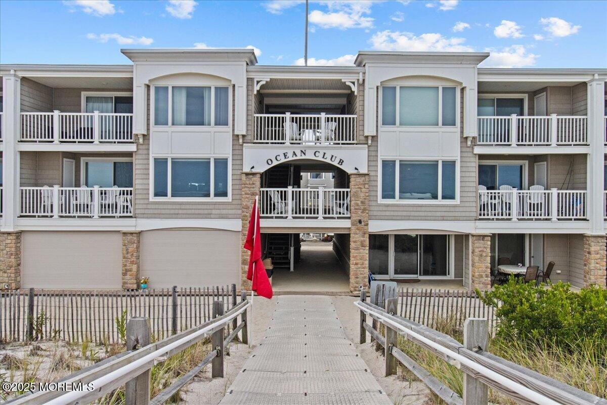 438 N Route 35, 1208