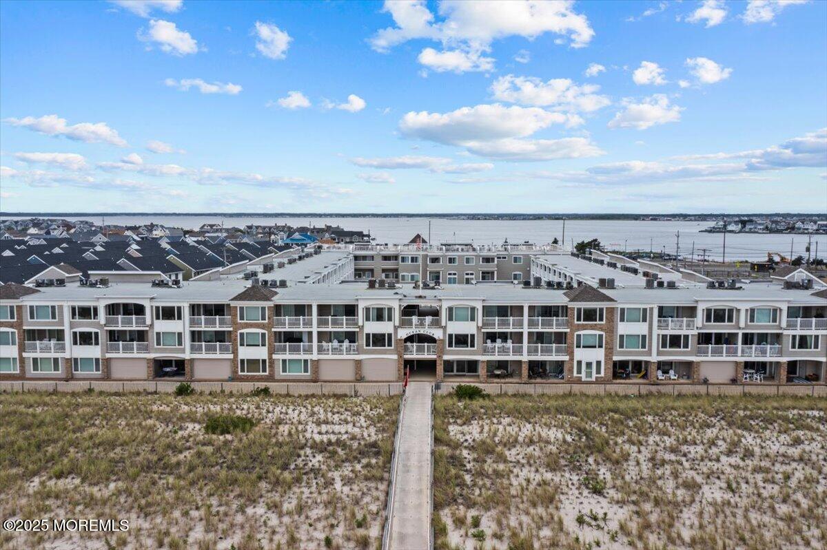 438 N Route 35, 1208