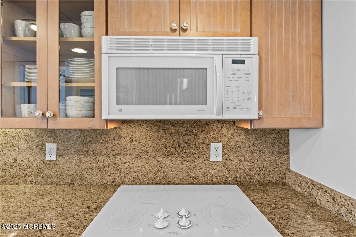 438 N Route 35, 1208