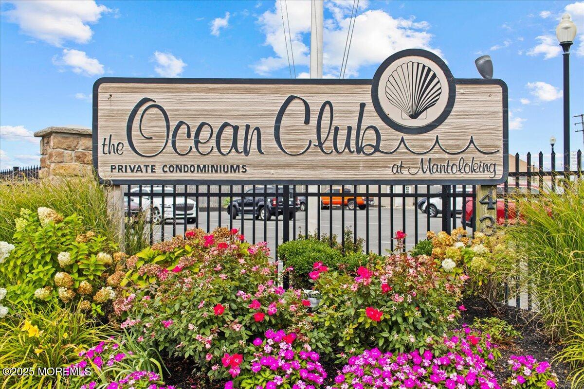 438 N Route 35, 1208