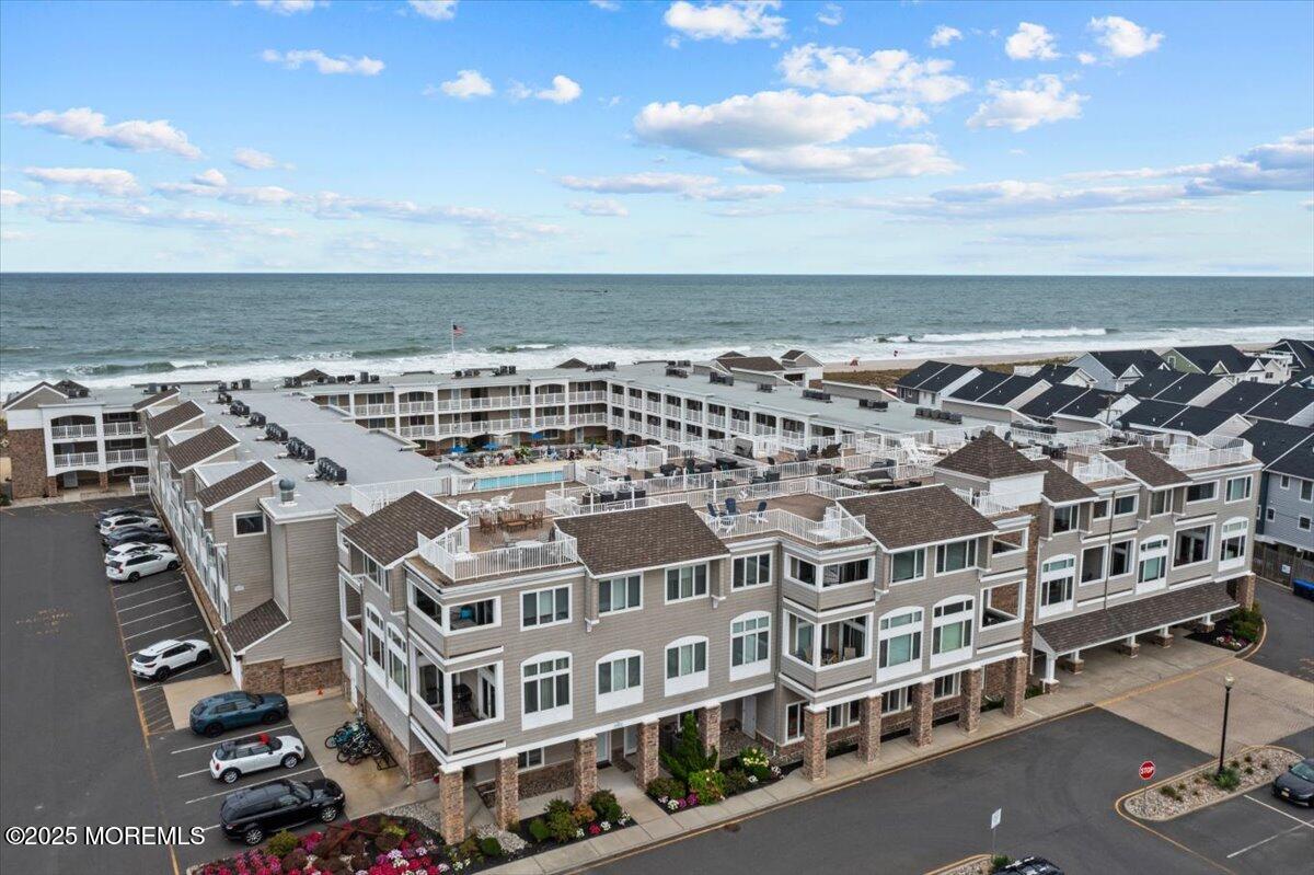 438 N Route 35, 1208