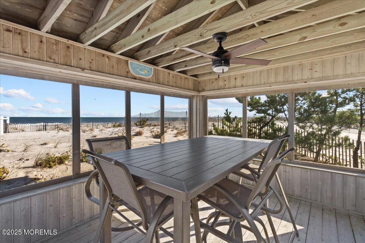262 Sunset Lane, Mantoloking