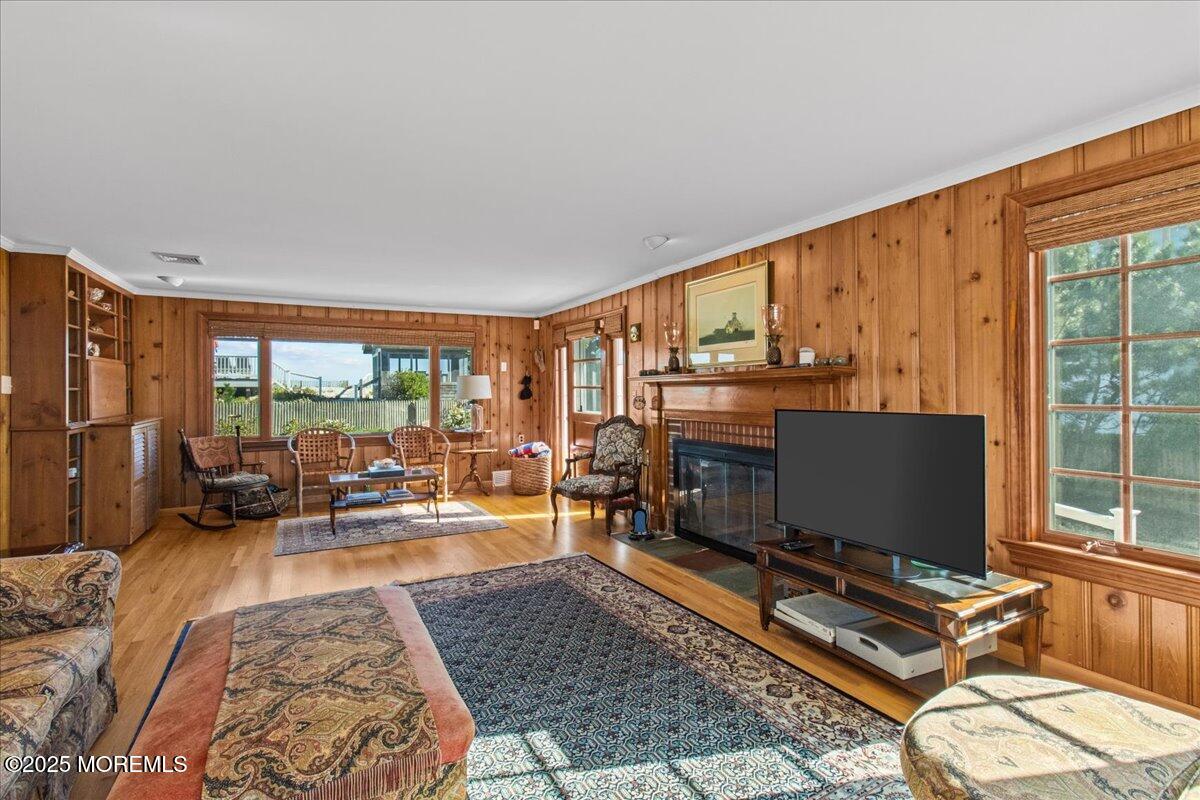 262 Sunset Lane, Mantoloking