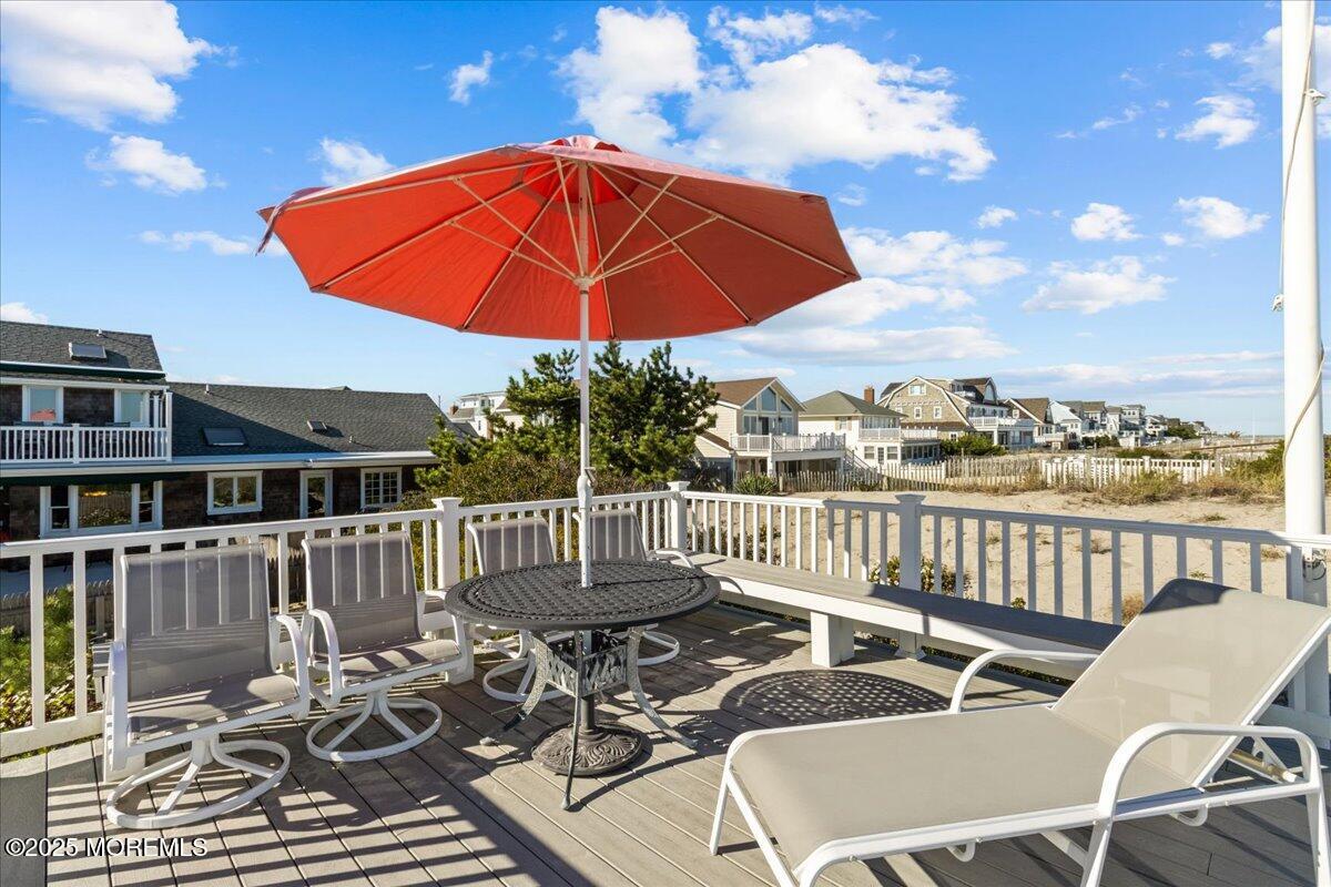 262 Sunset Lane, Mantoloking