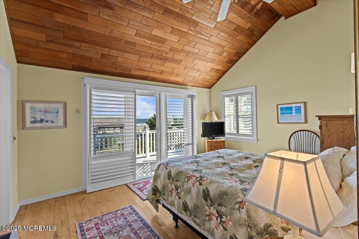 262 Sunset Lane, Mantoloking