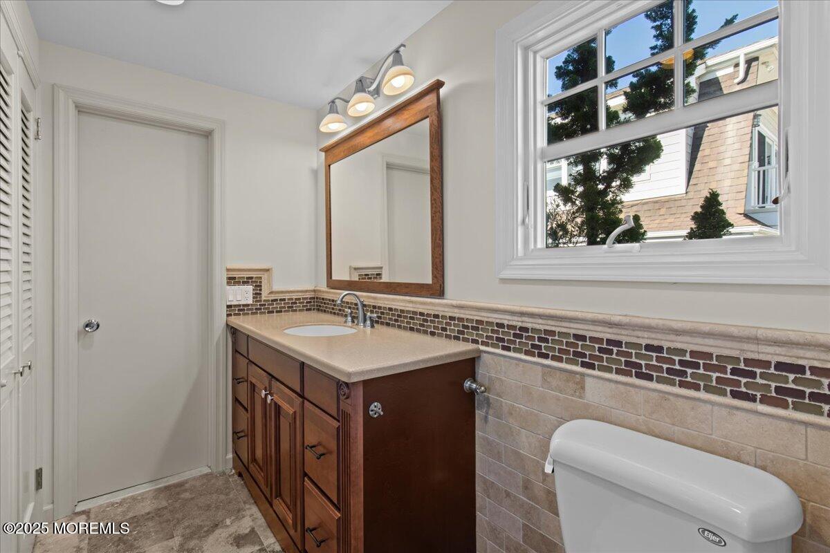 262 Sunset Lane, Mantoloking