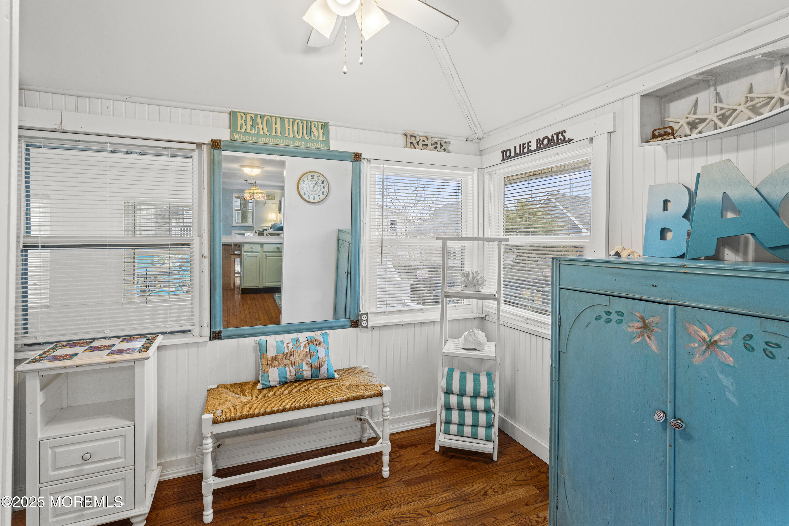 53 Carteret Avenue