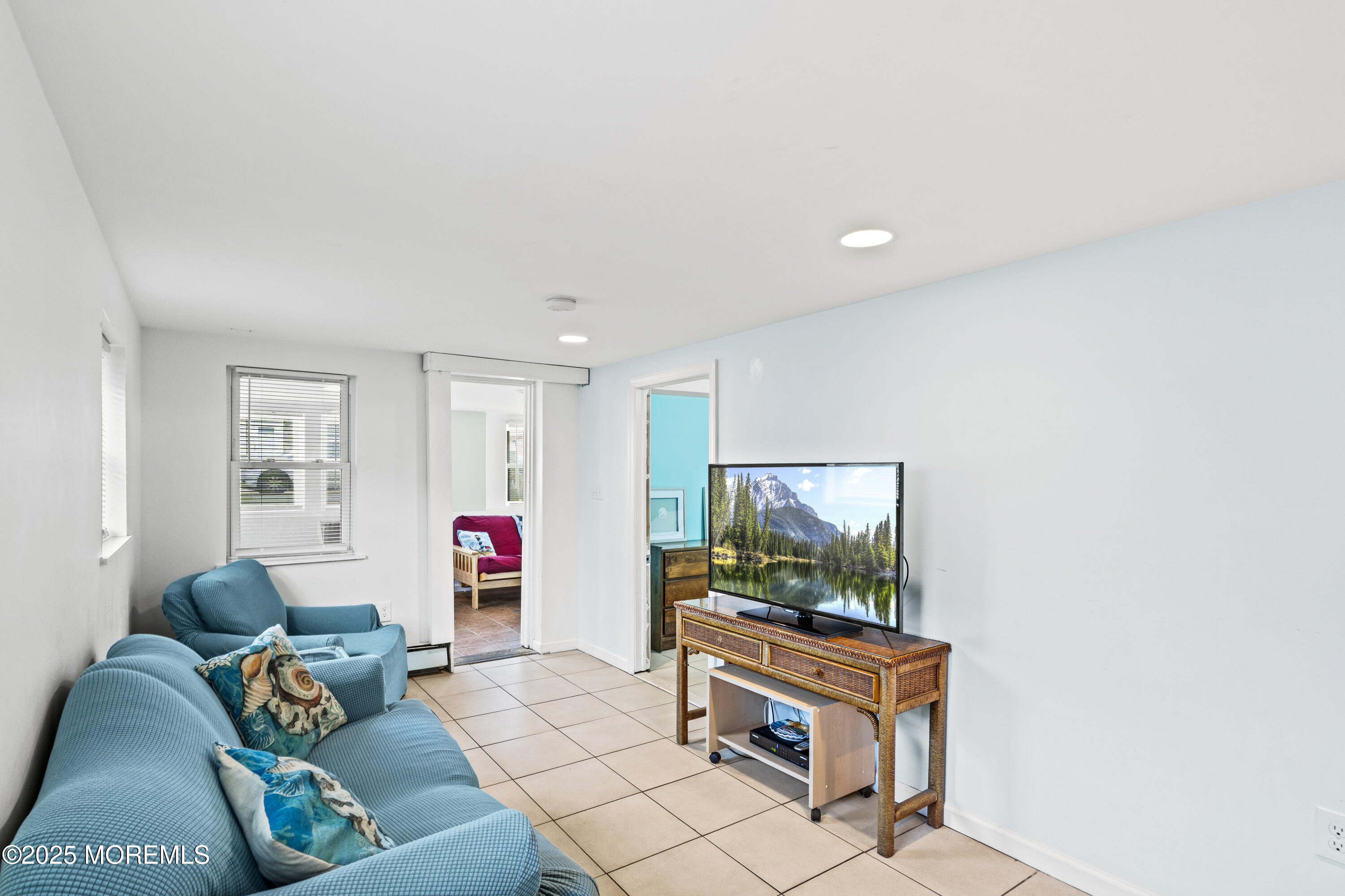 53 Carteret Avenue