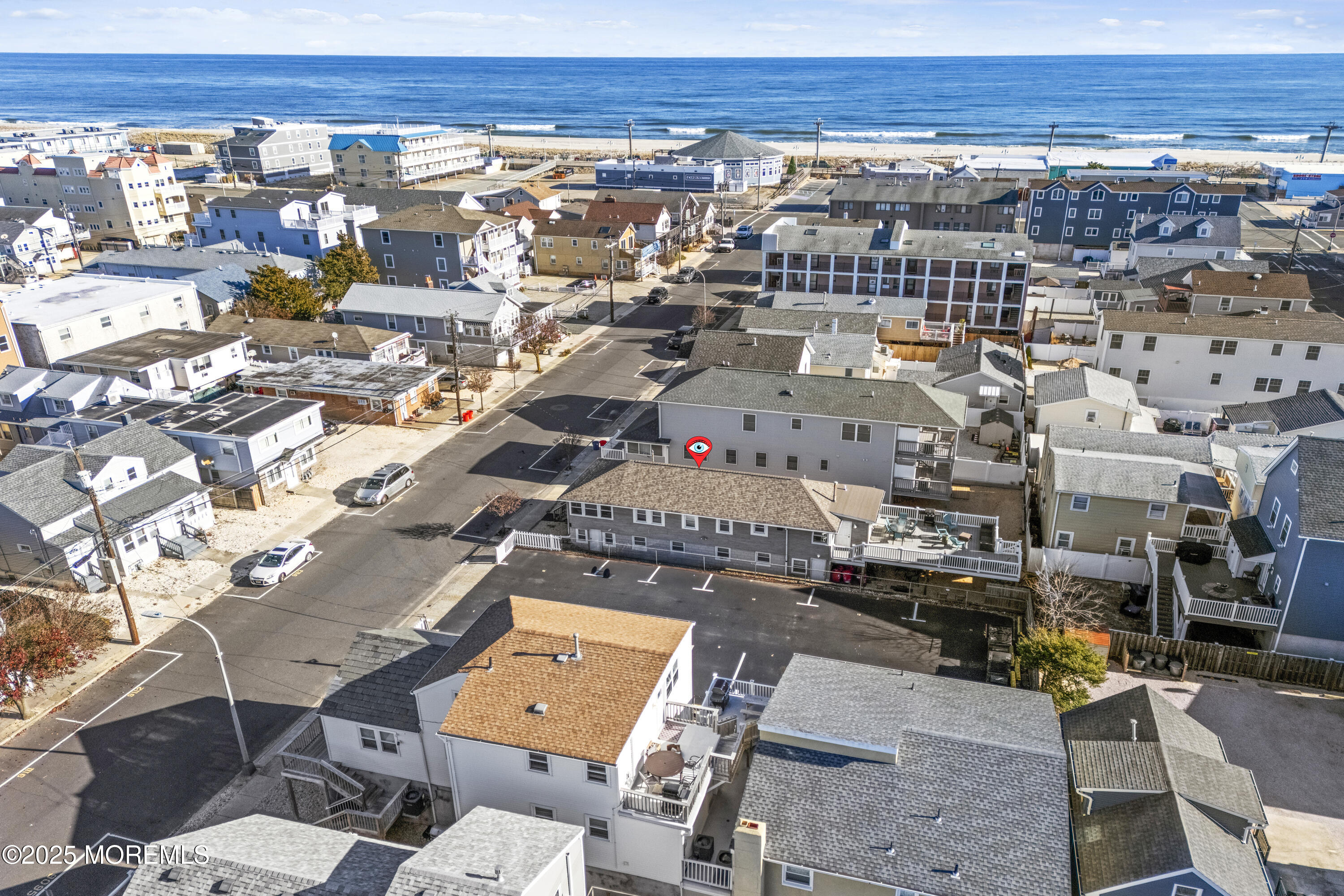 53 Carteret Avenue