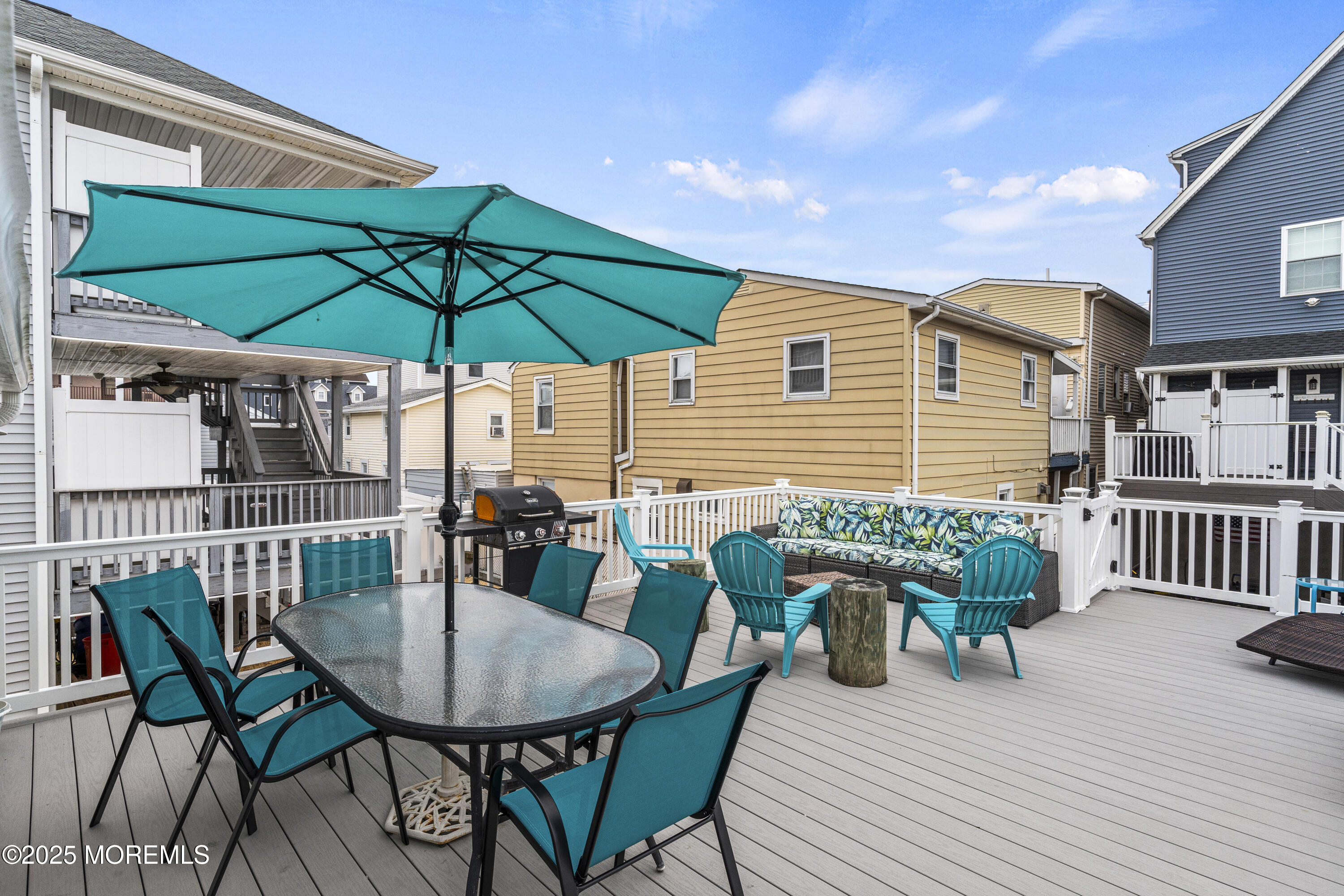 53 Carteret Avenue