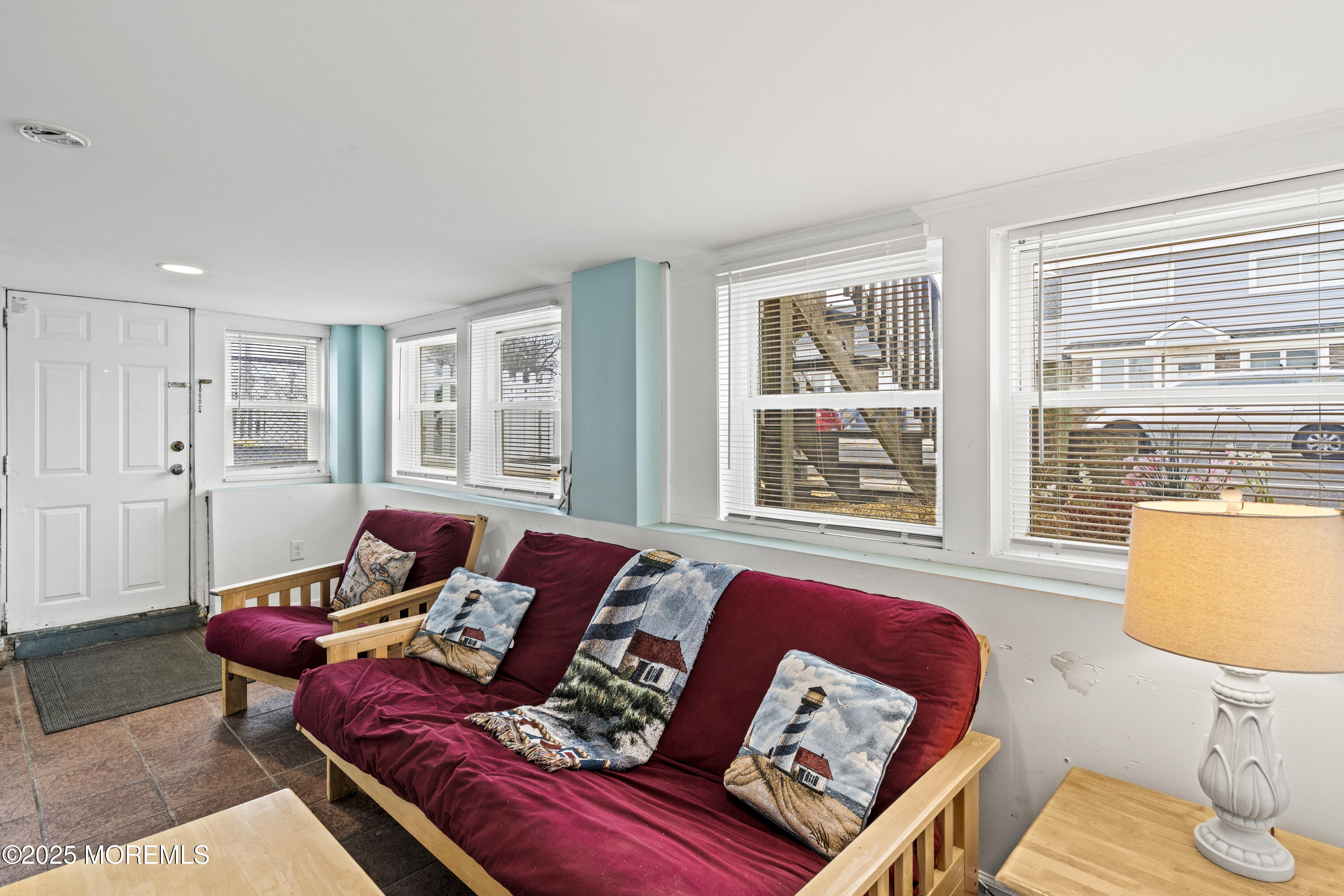 53 Carteret Avenue