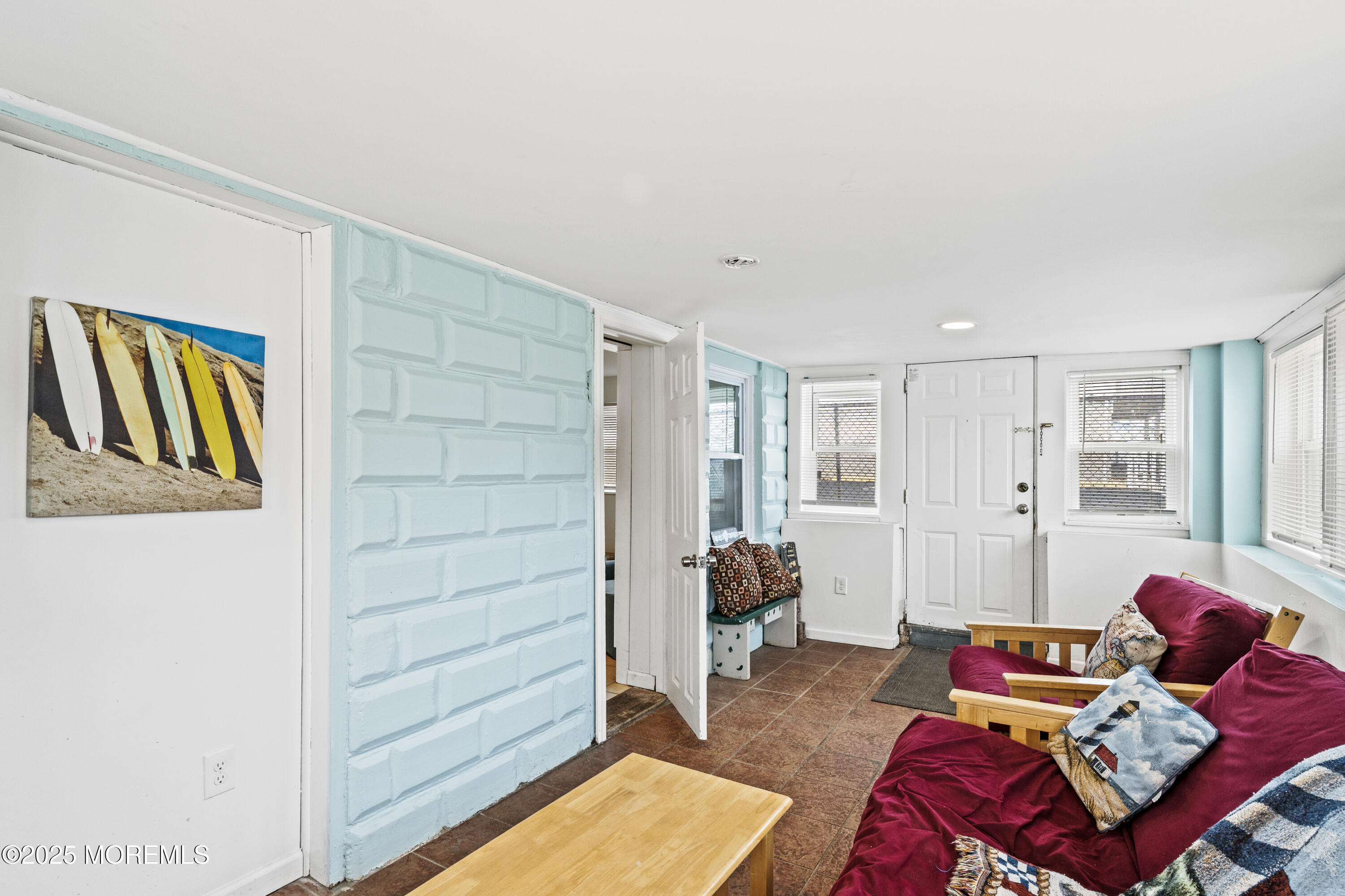 53 Carteret Avenue