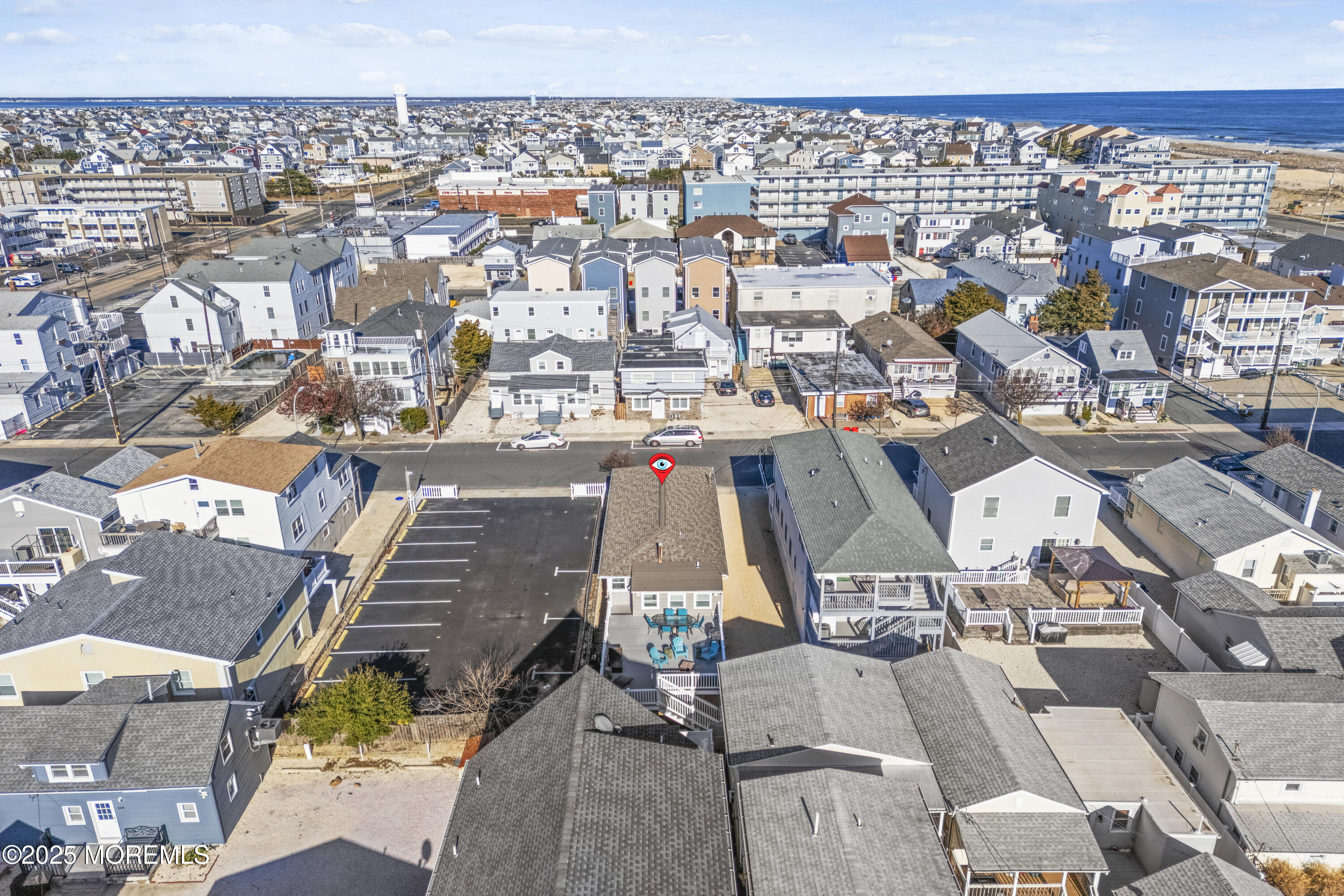 53 Carteret Avenue
