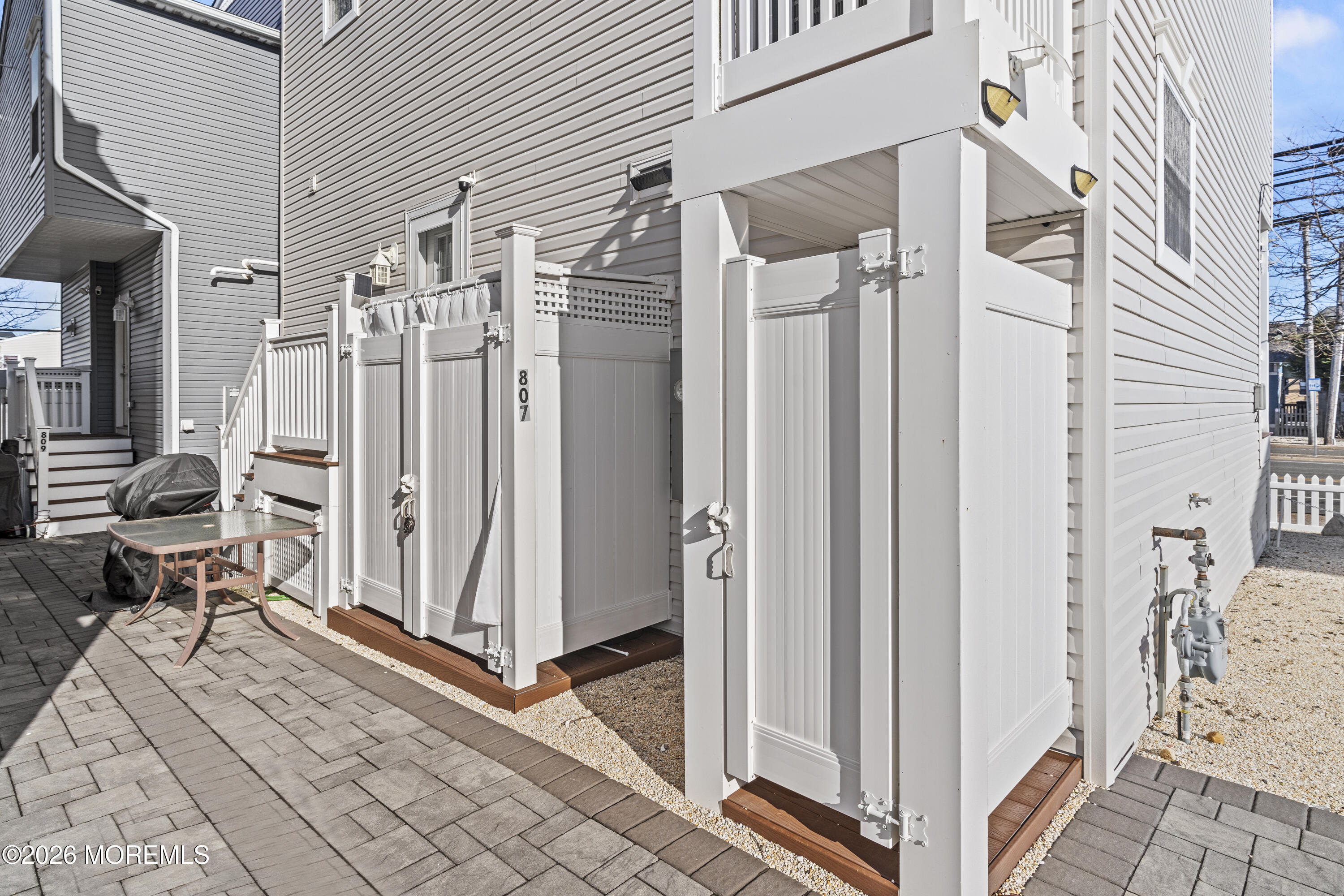 807 Central Avenue