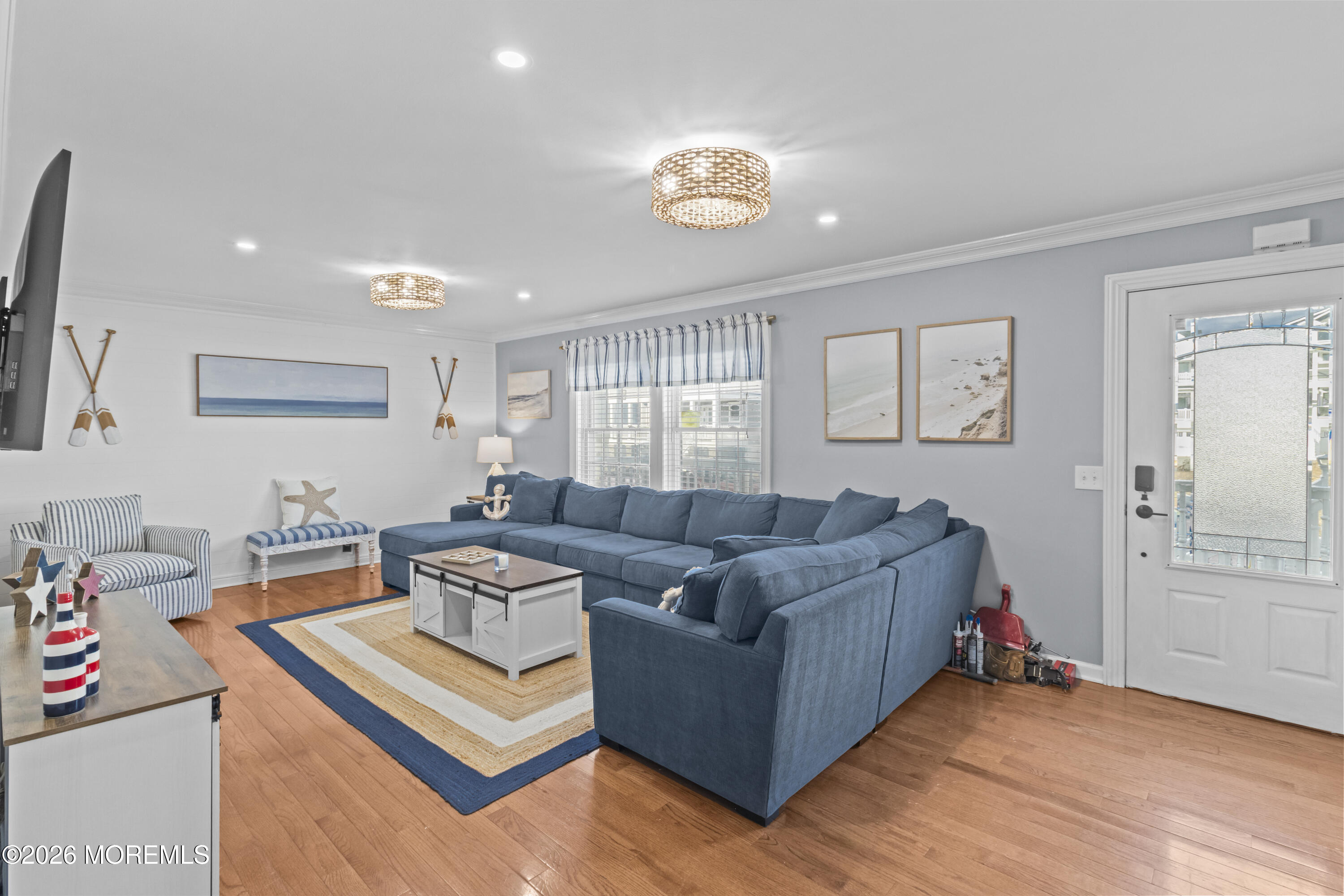 45 Fielder Avenue Weekly